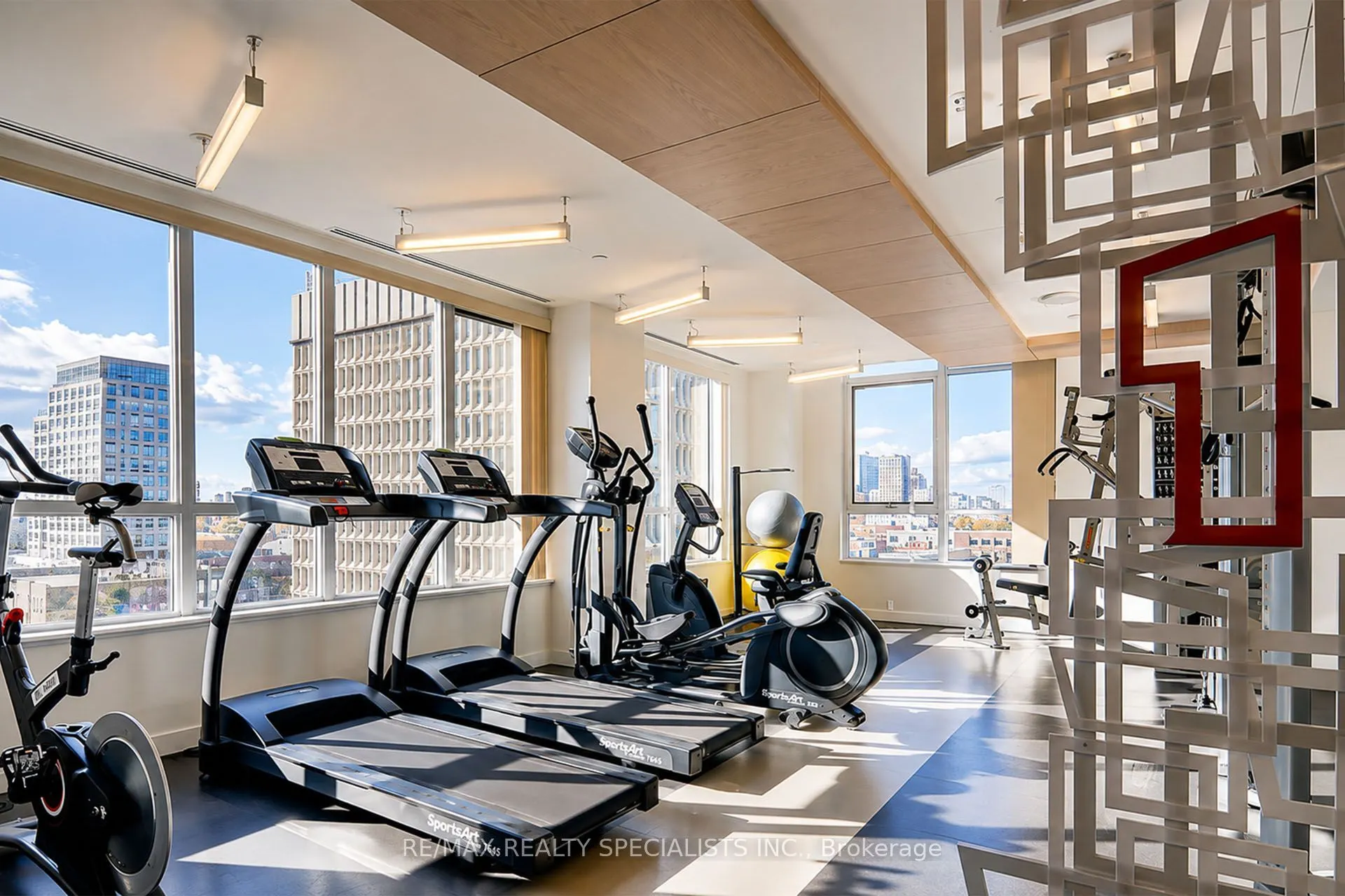 181 Huron Street #604