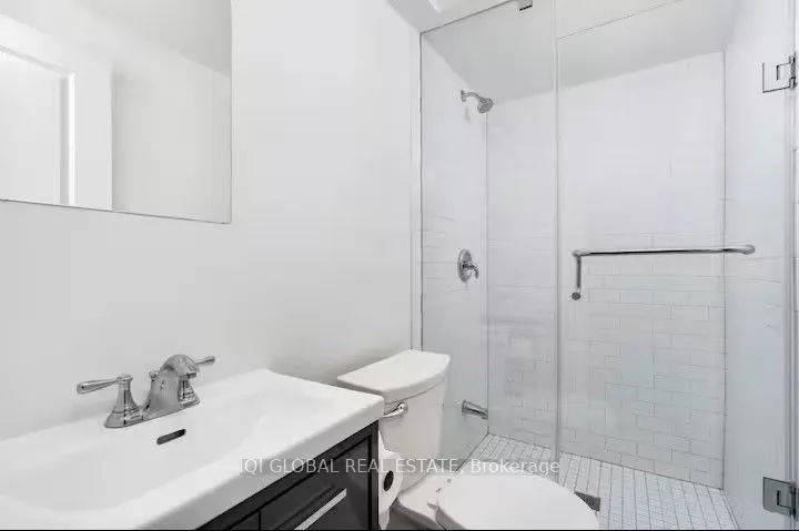 525 Ossington Avenue #2nd Floor