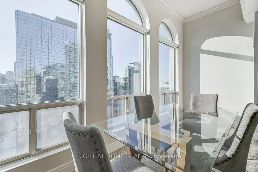 25 Grenville Street #PH2