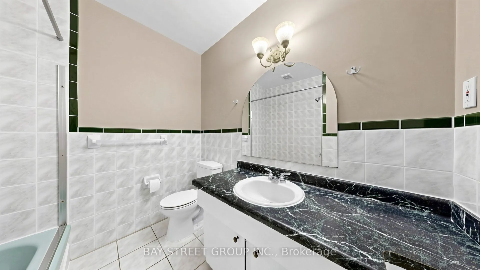 57 Godstone Road #117