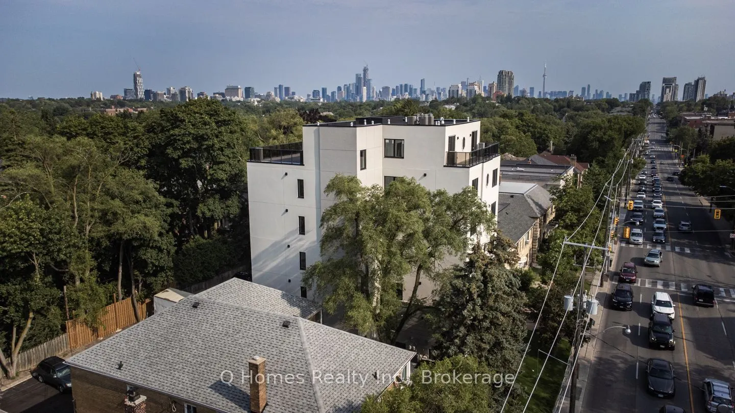 1725 Bathurst Street #101