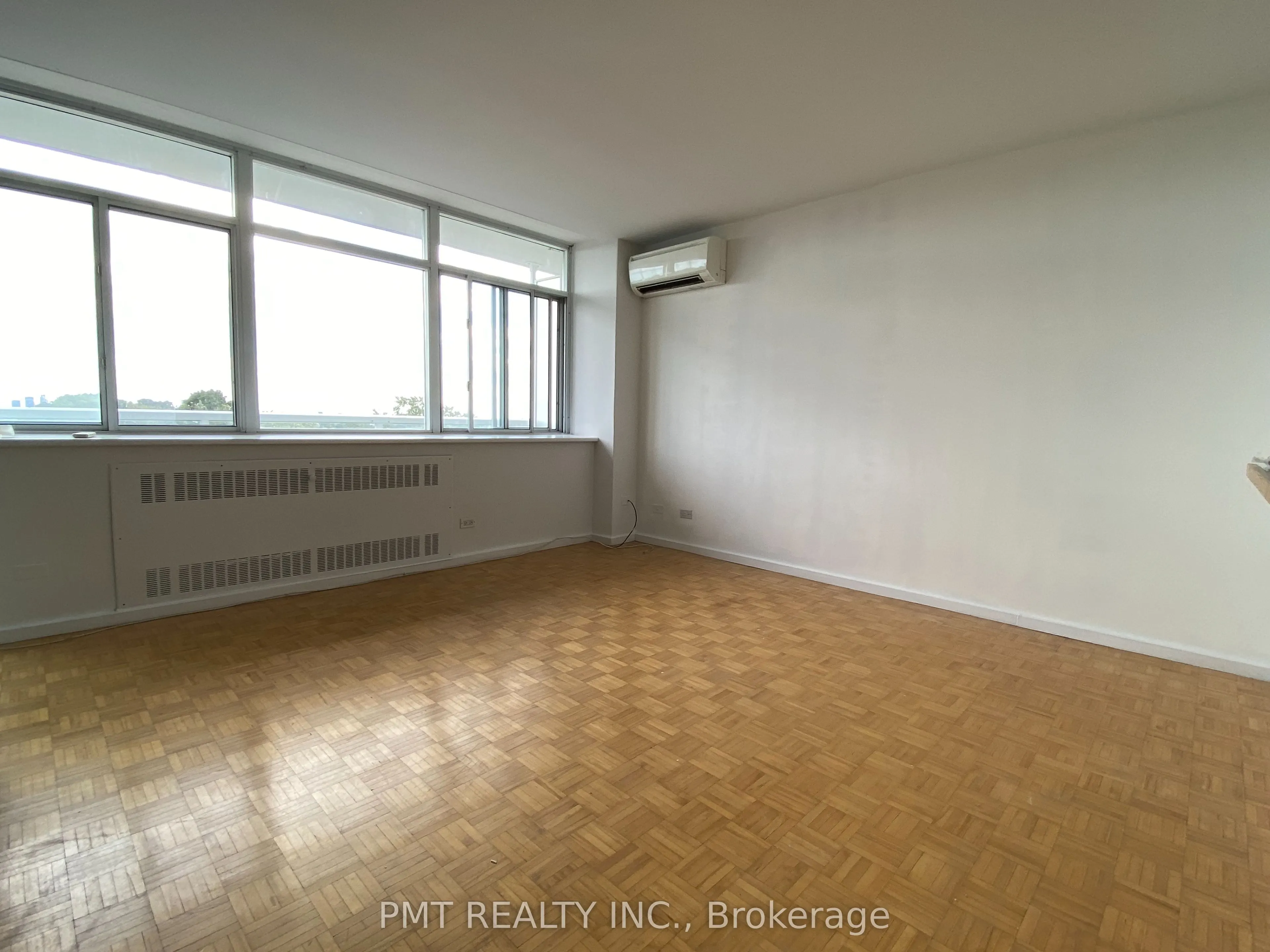 580 Christie Street #606