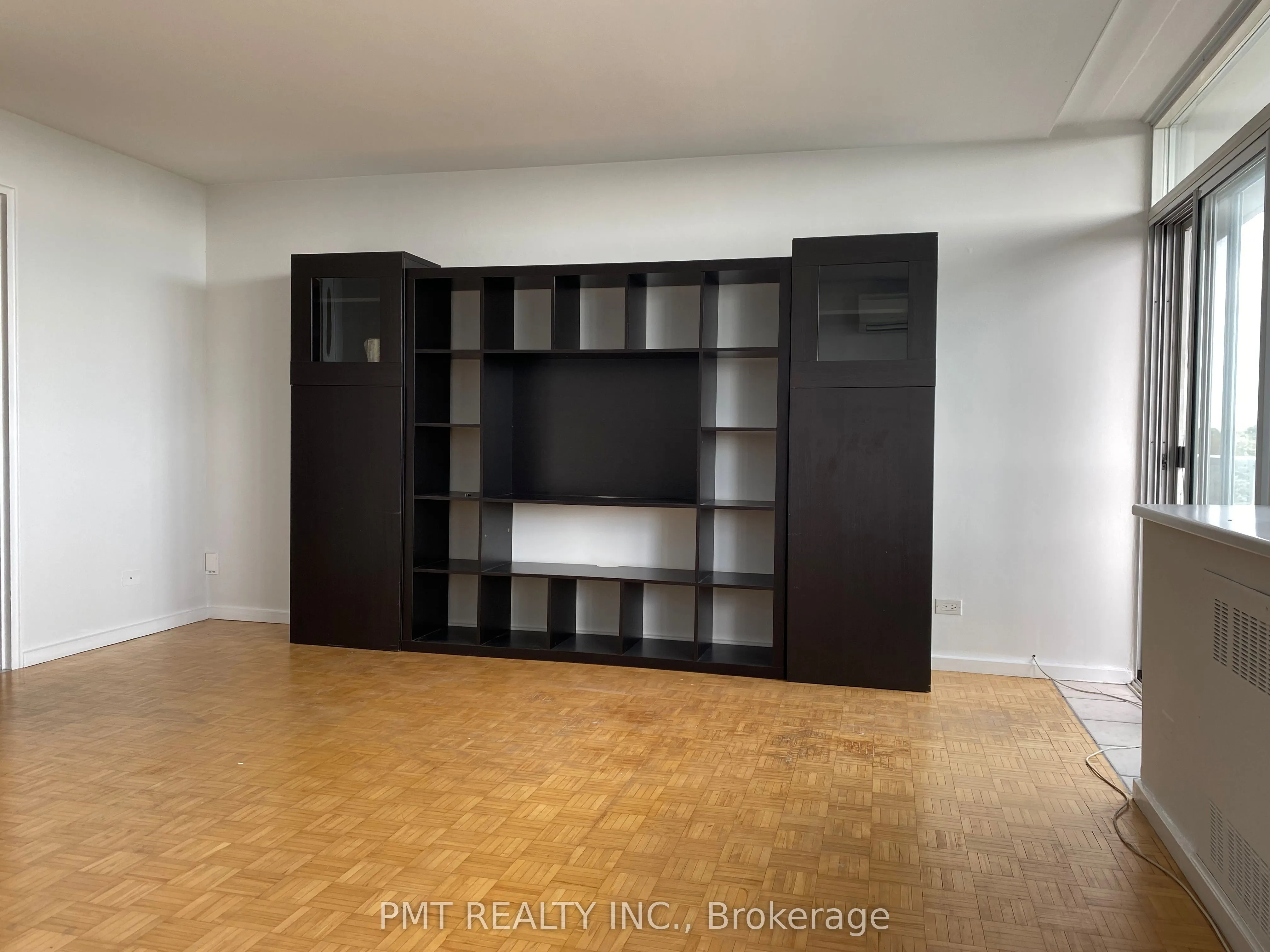 580 Christie Street #606