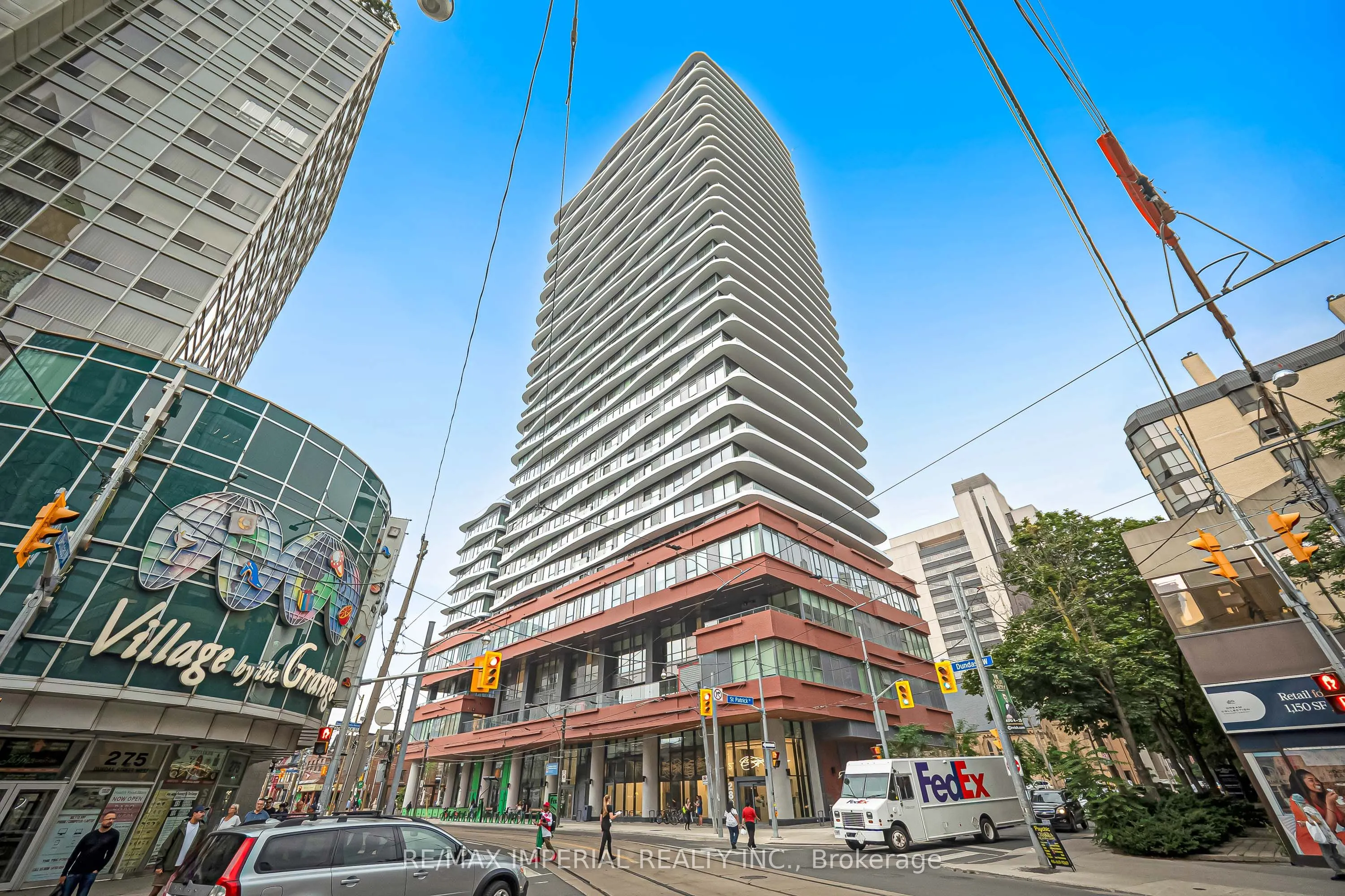 280 Dundas Street W #601
