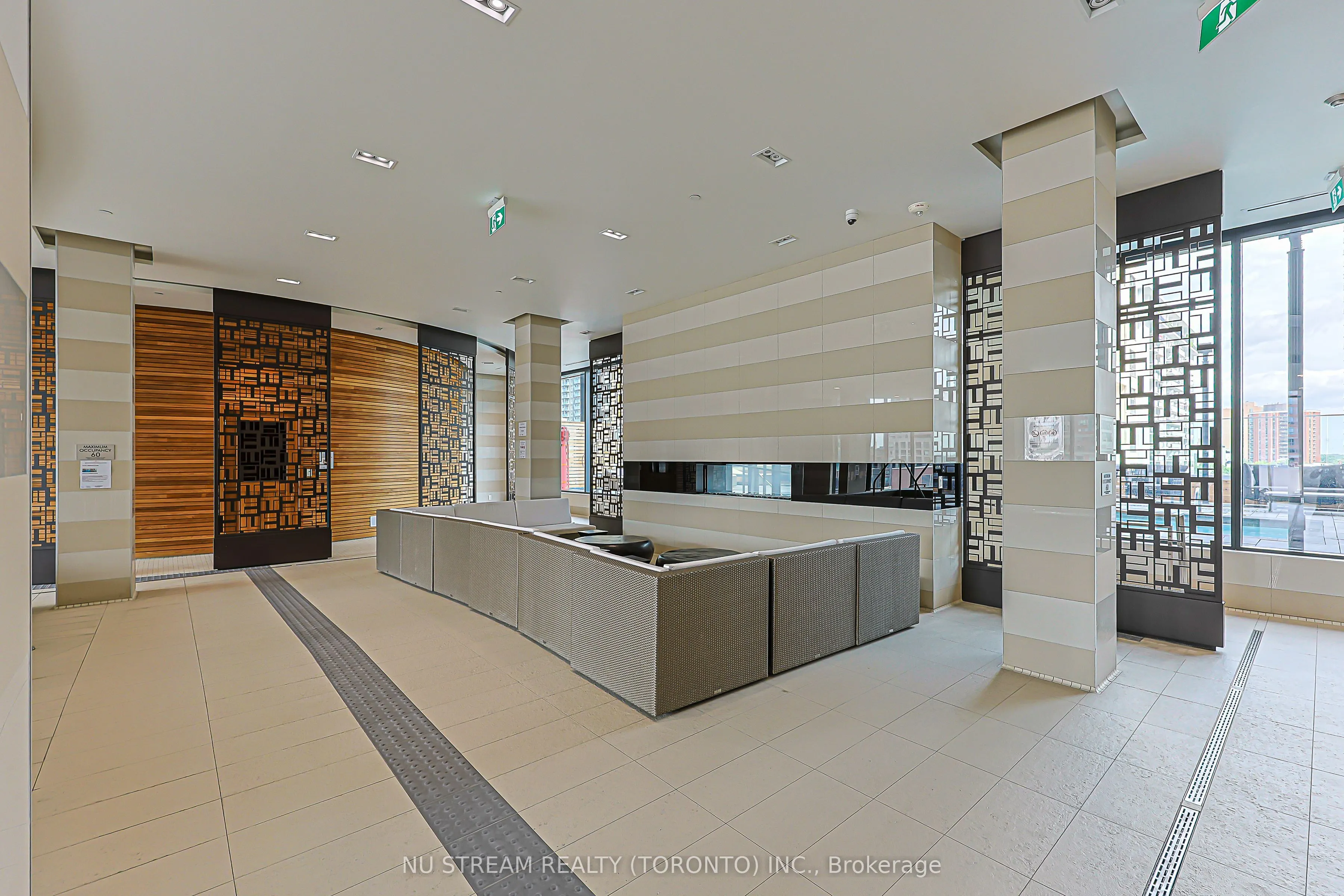 501 Yonge Street #1710