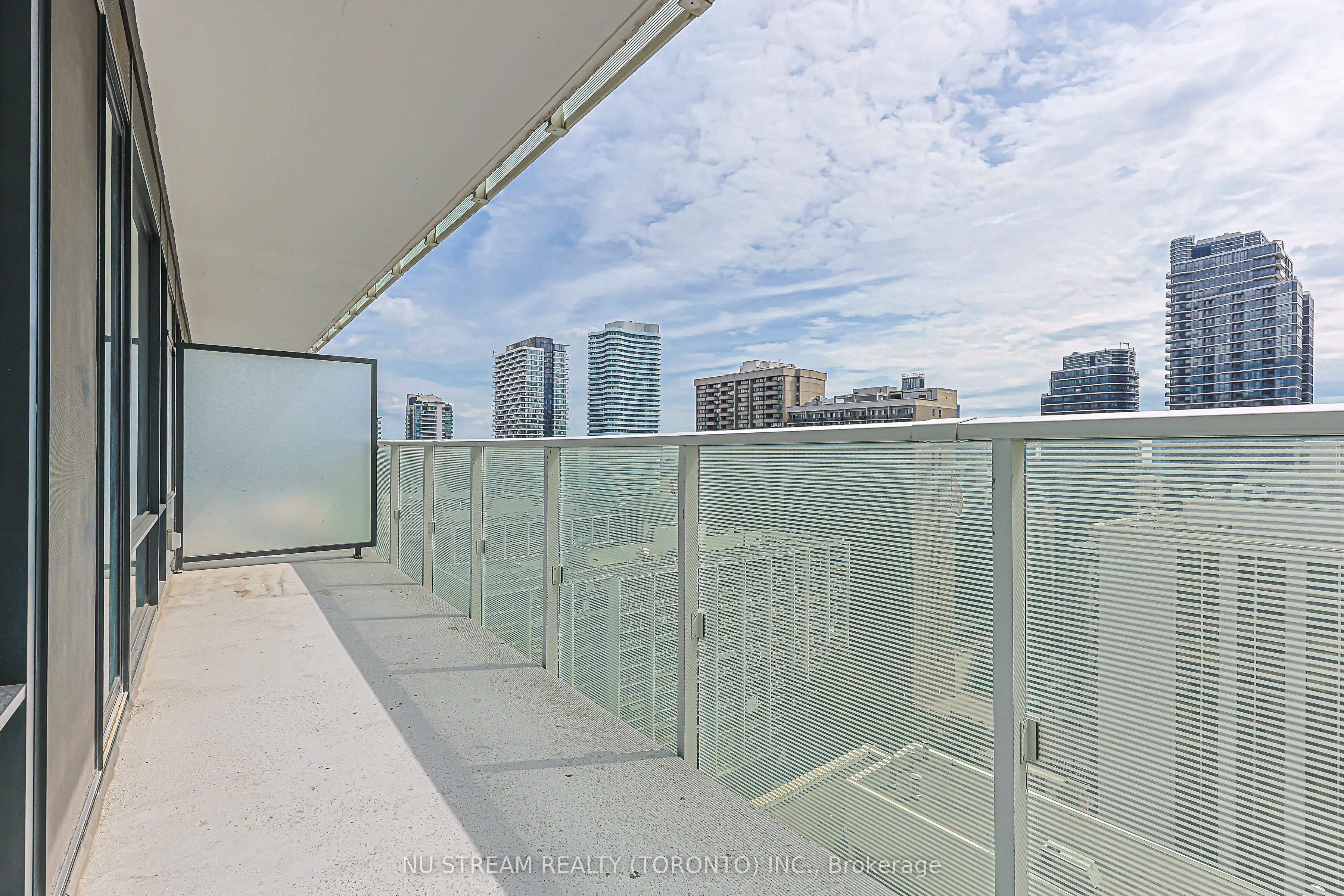 501 Yonge Street #1710