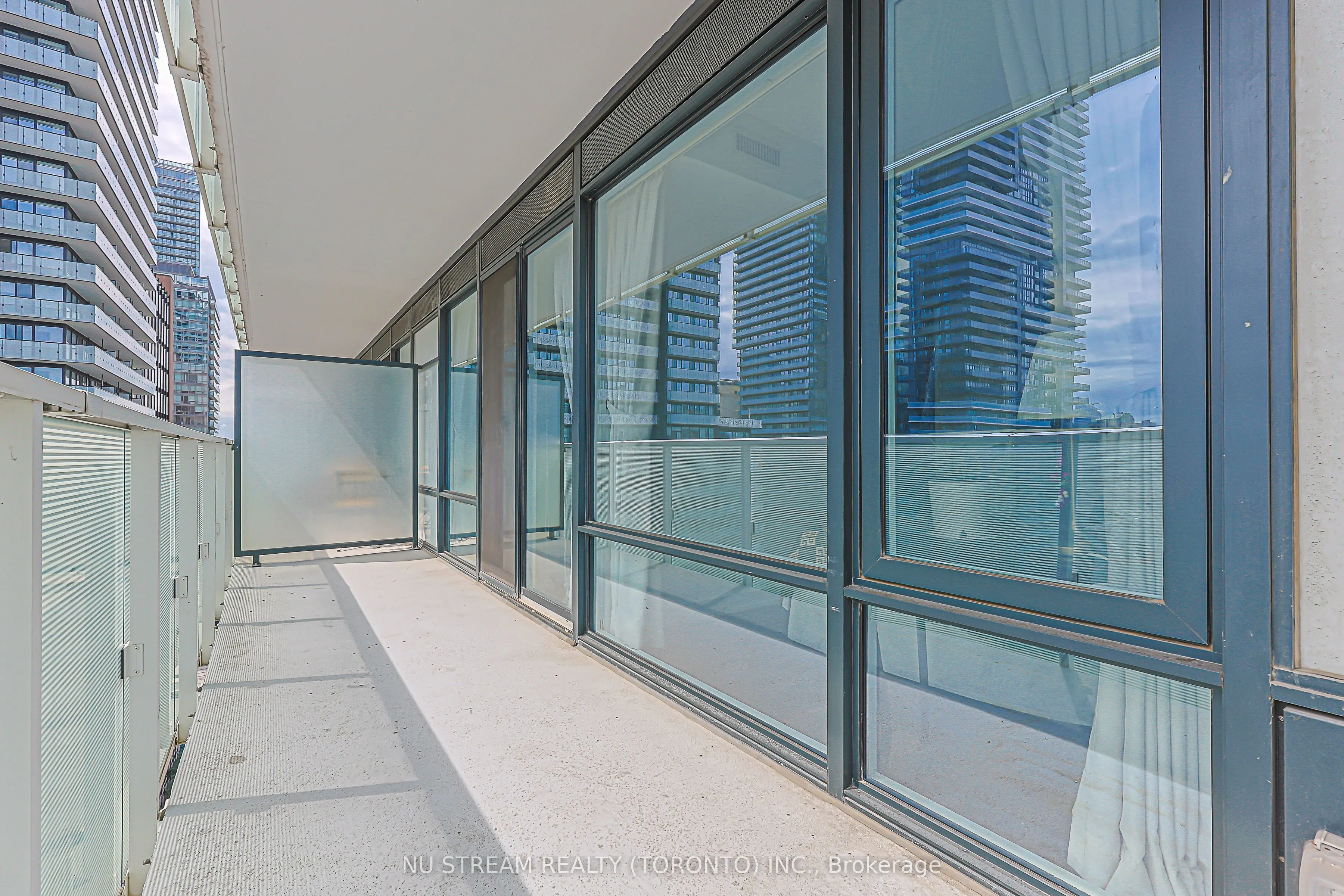 501 Yonge Street #1710