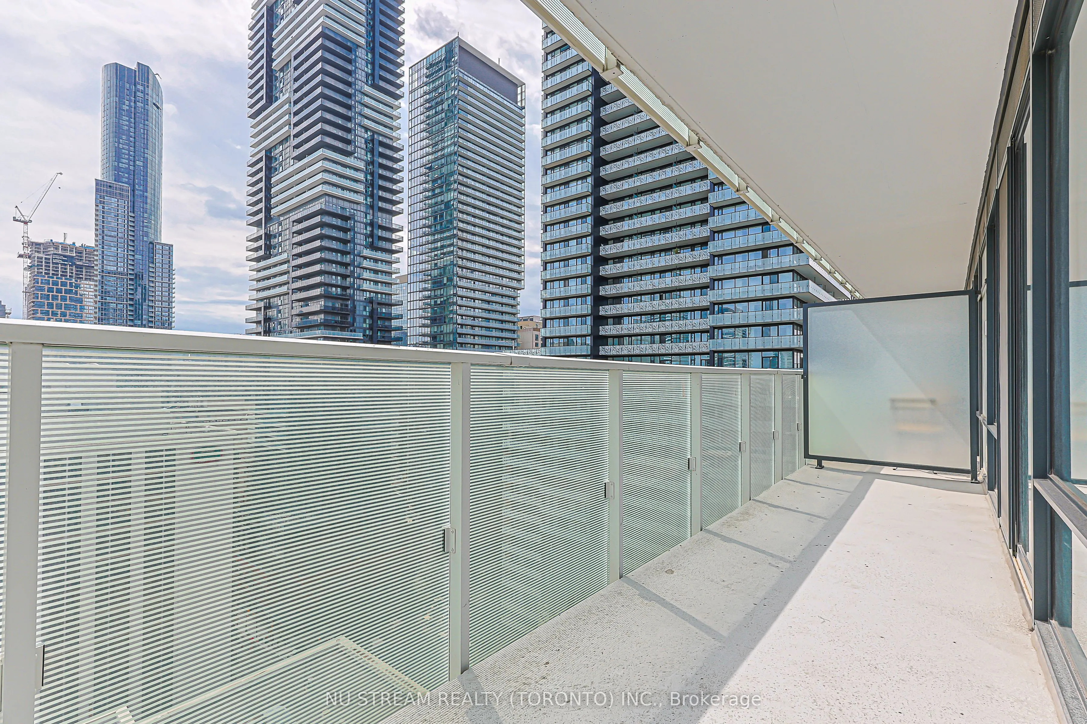 501 Yonge Street #1710