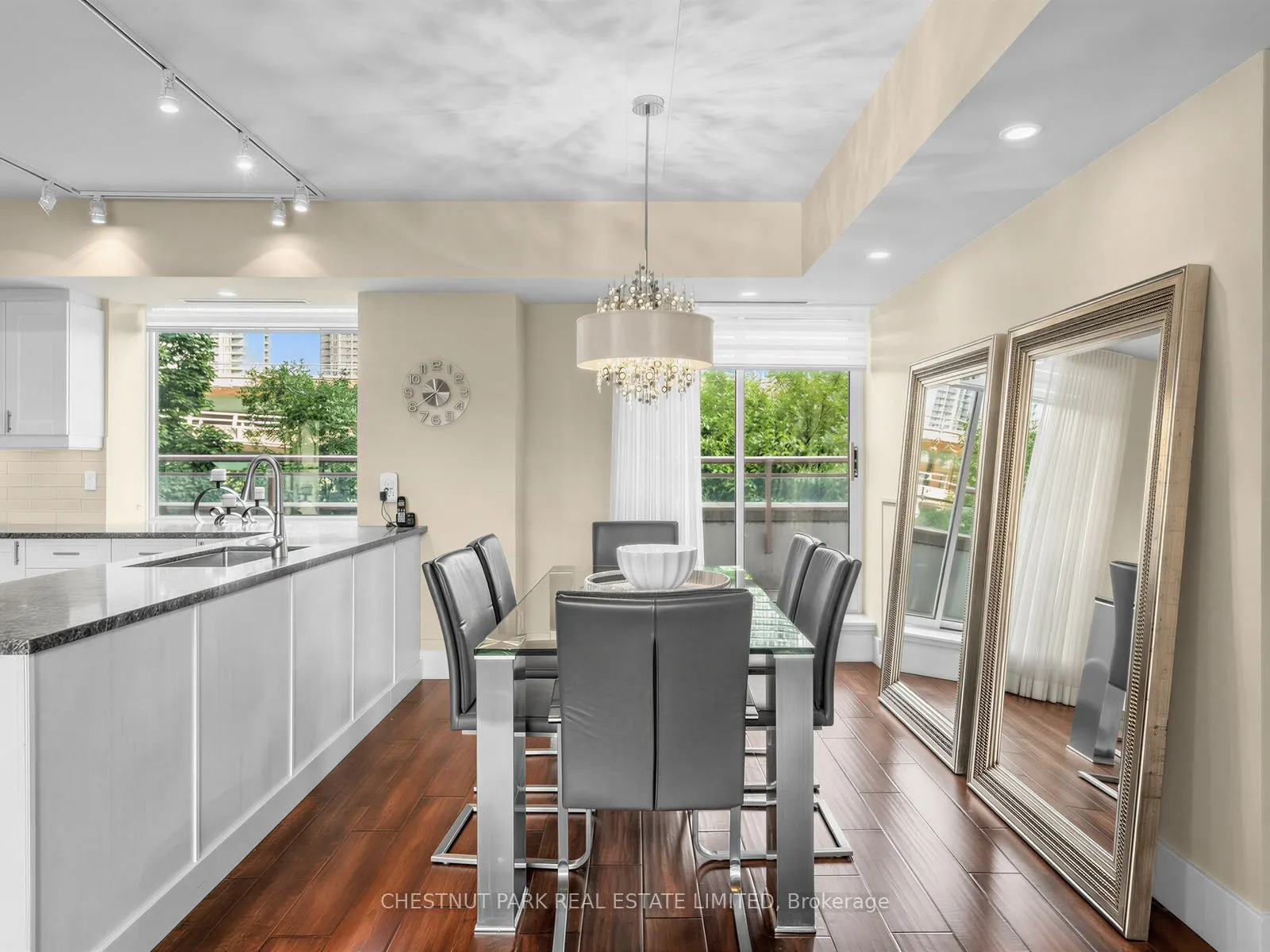 500 Queens Quay #318W