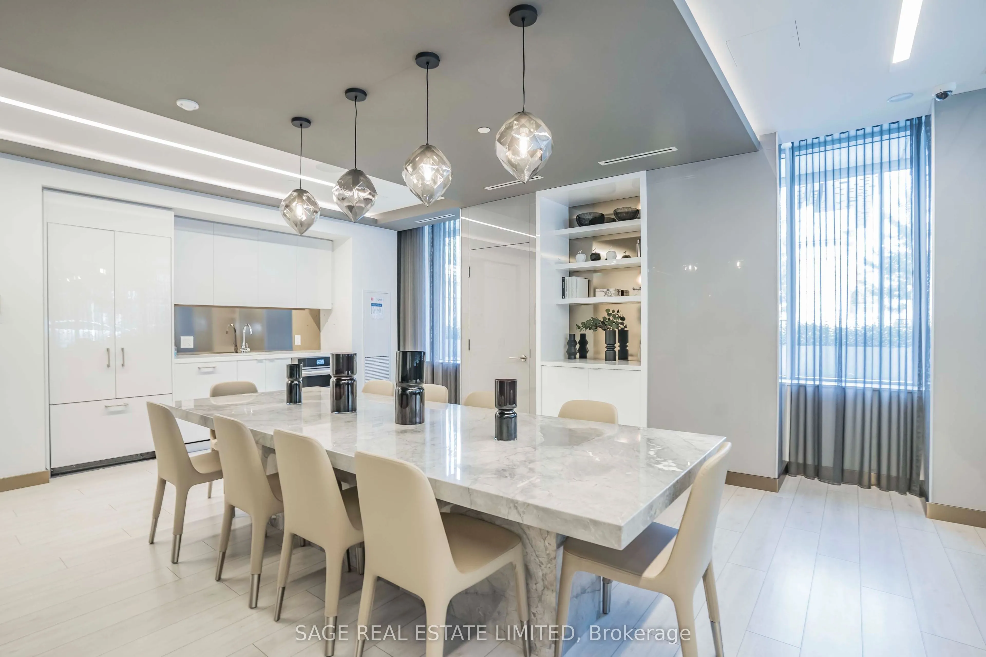 50 McCaul Street #1105