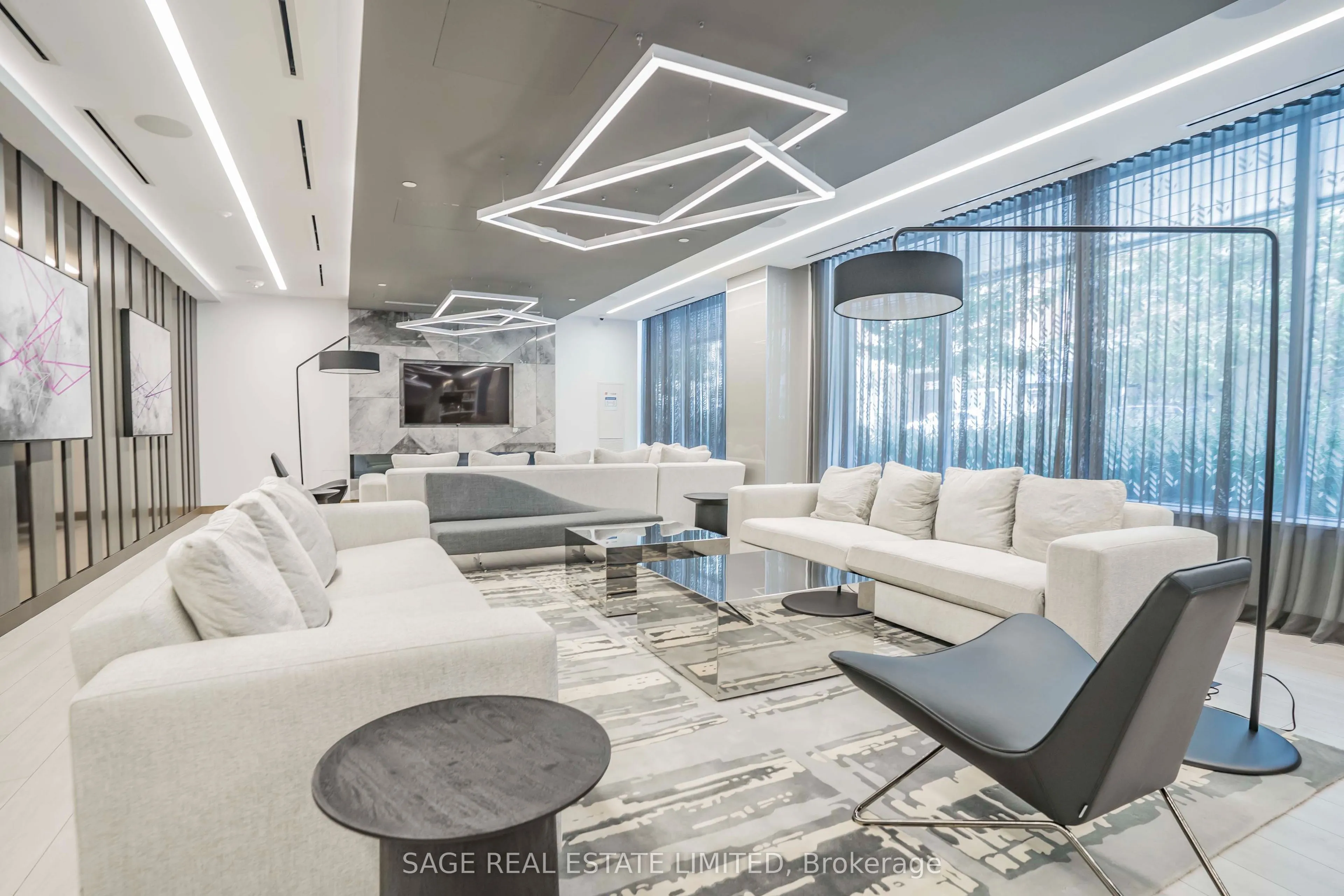 50 McCaul Street #1105