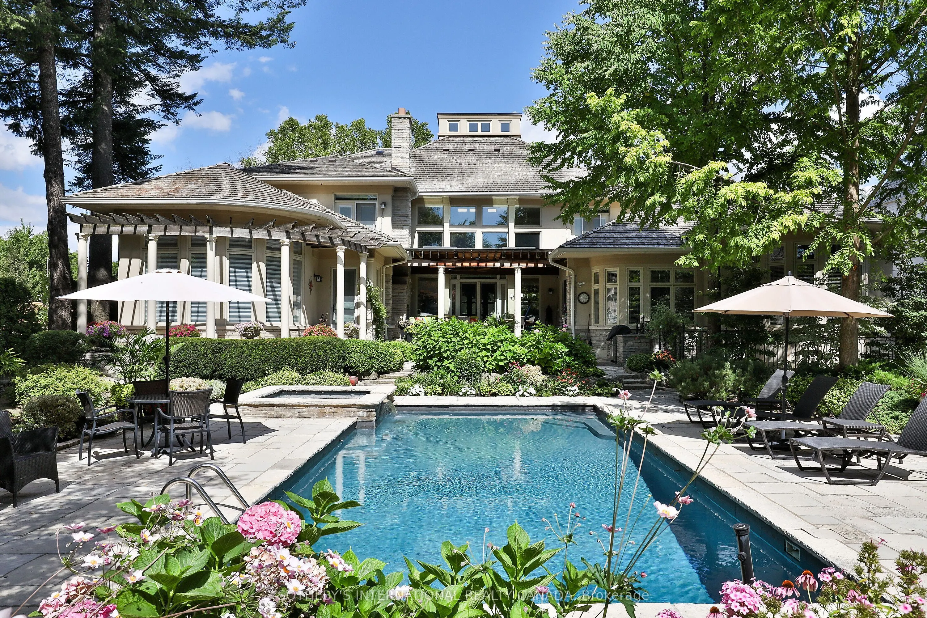 23 Country Lane
