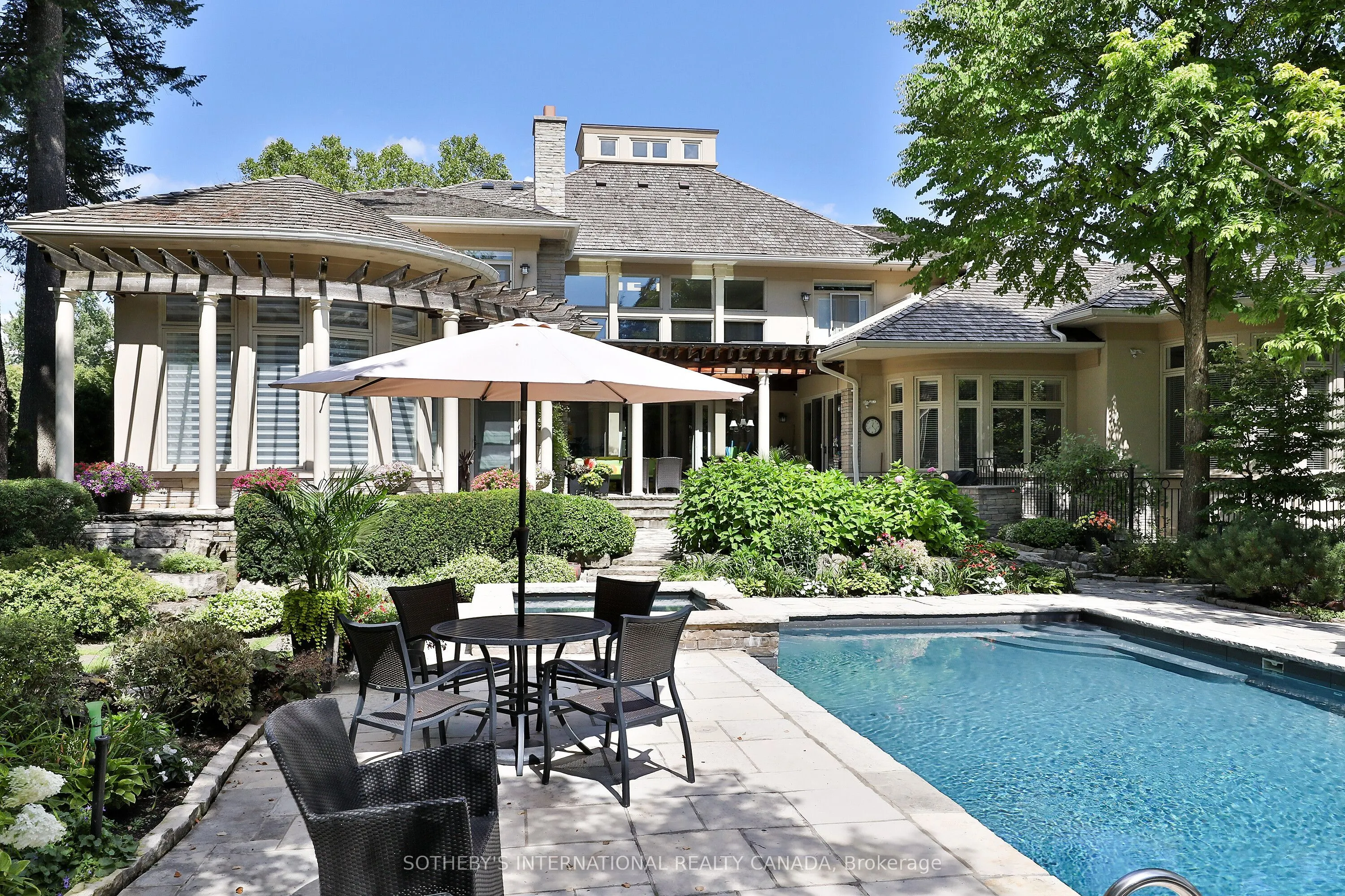 23 Country Lane
