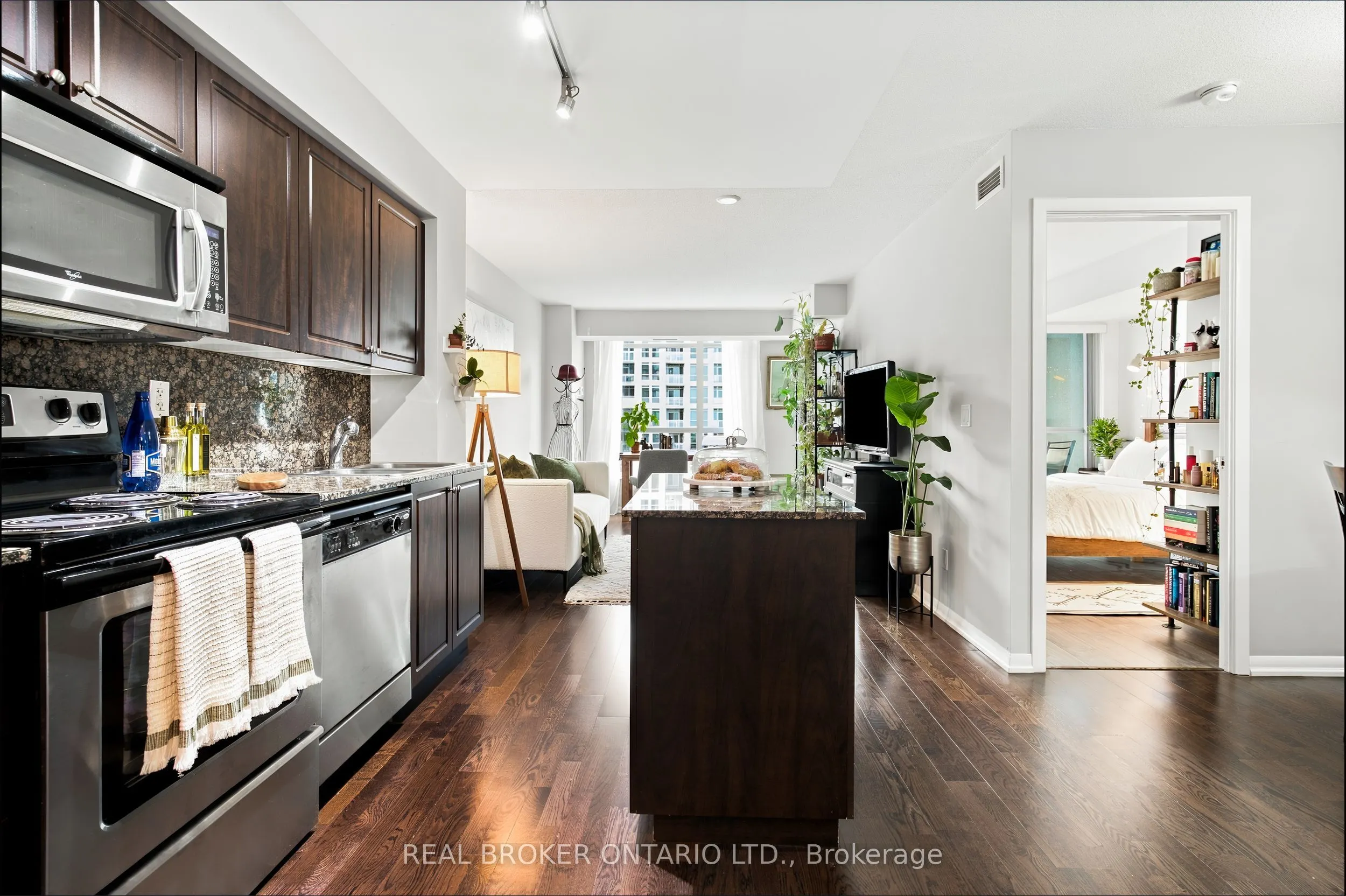 215 Fort York Boulevard #1312