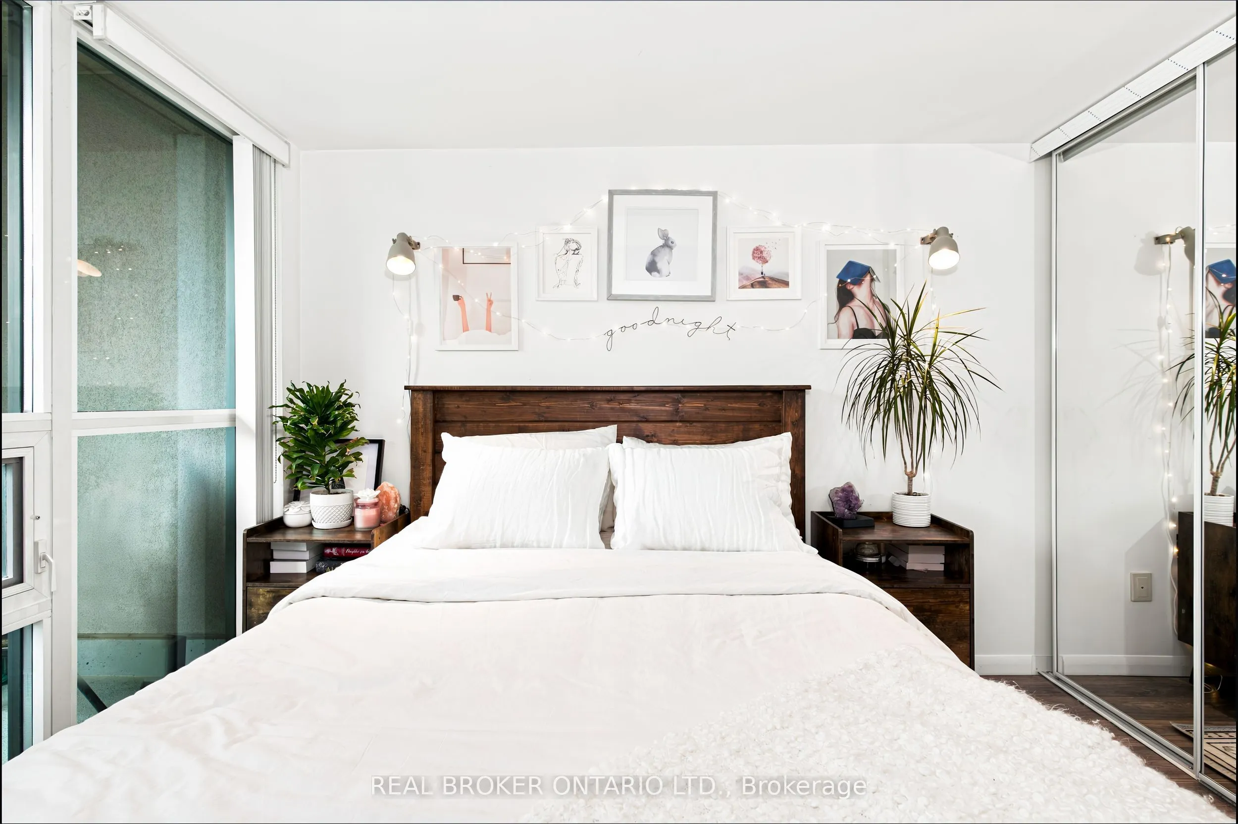 215 Fort York Boulevard #1312
