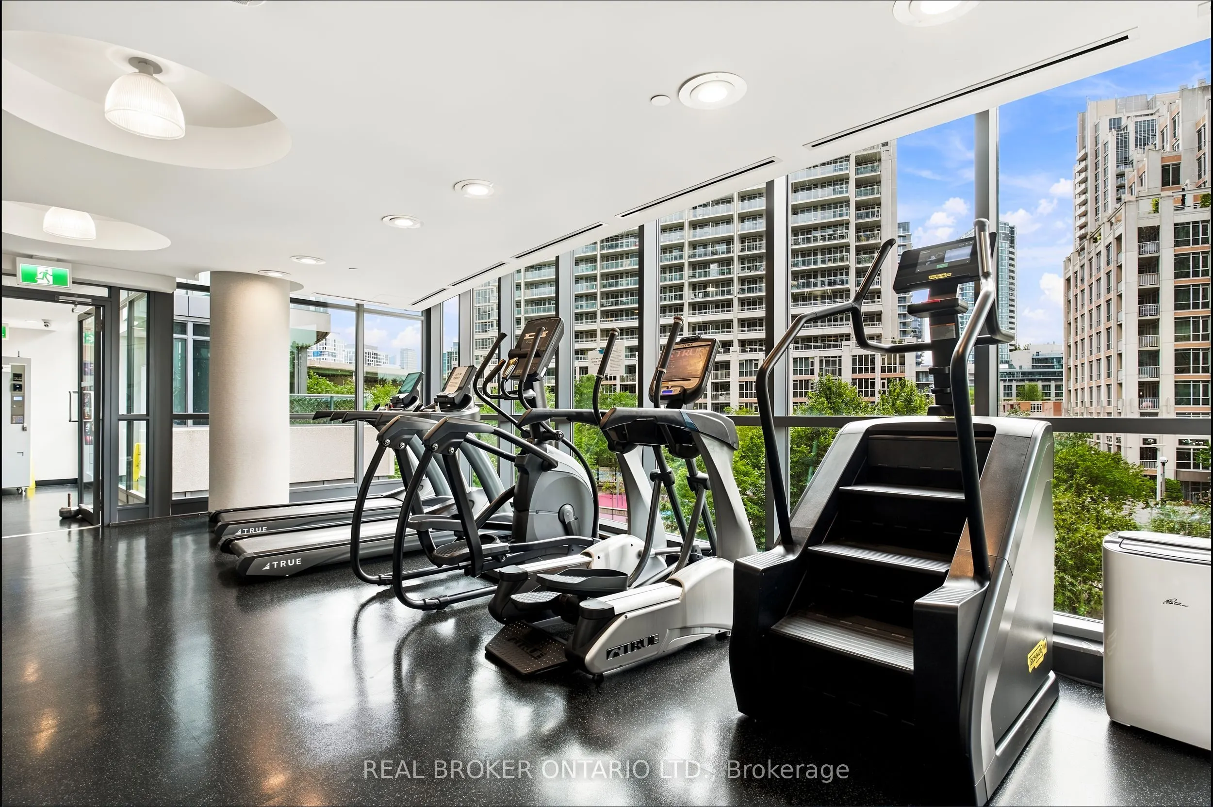 215 Fort York Boulevard #1312