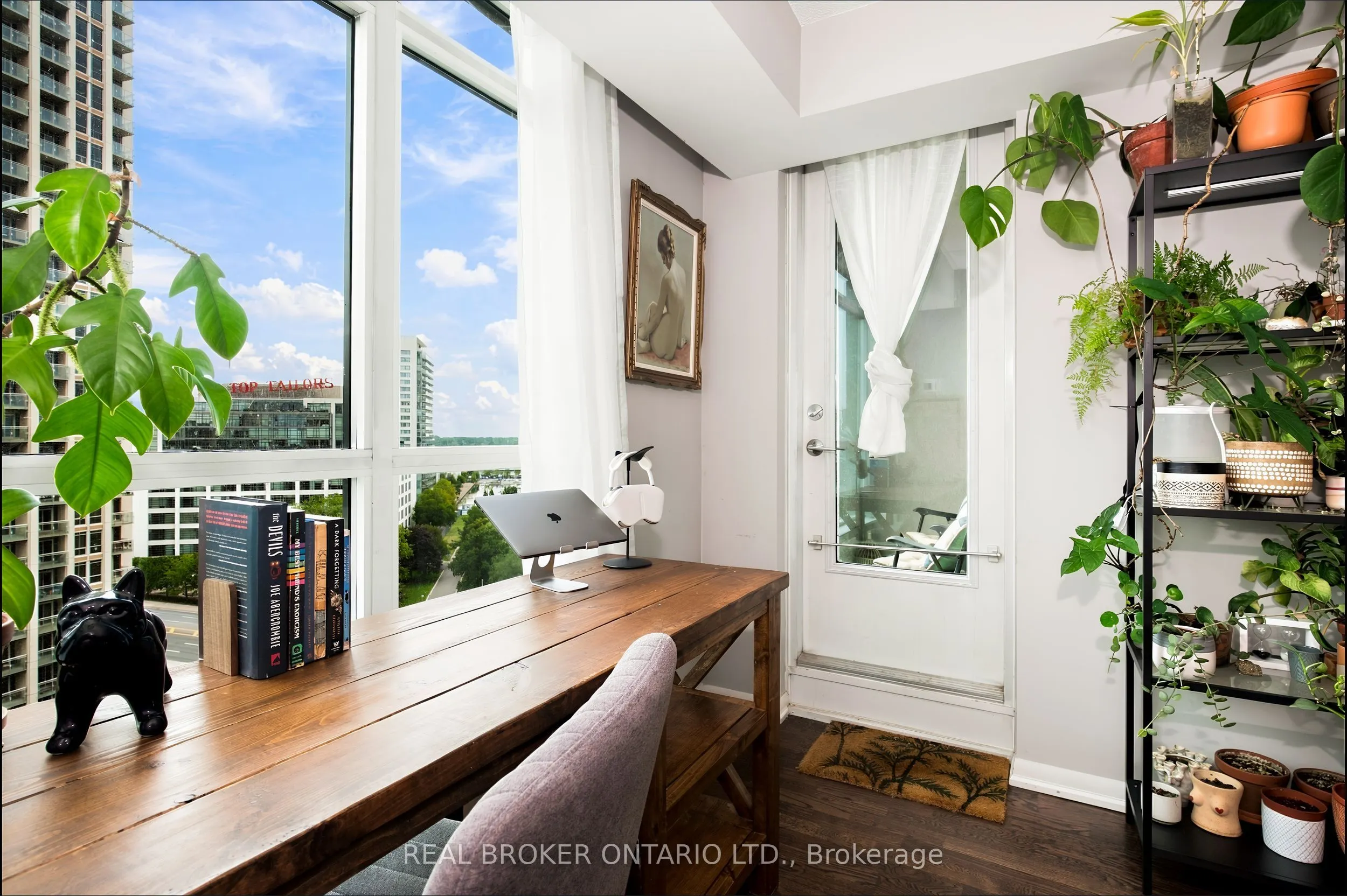 215 Fort York Boulevard #1312