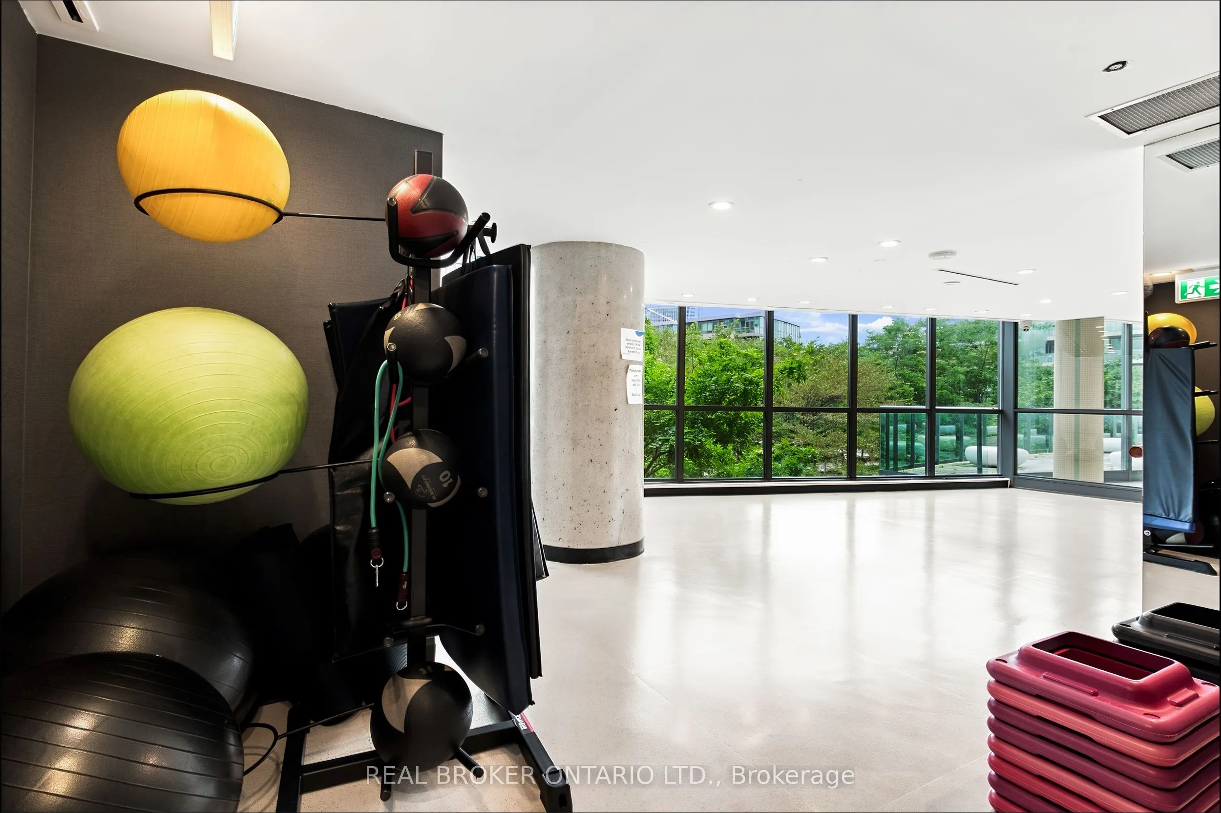 215 Fort York Boulevard #1312