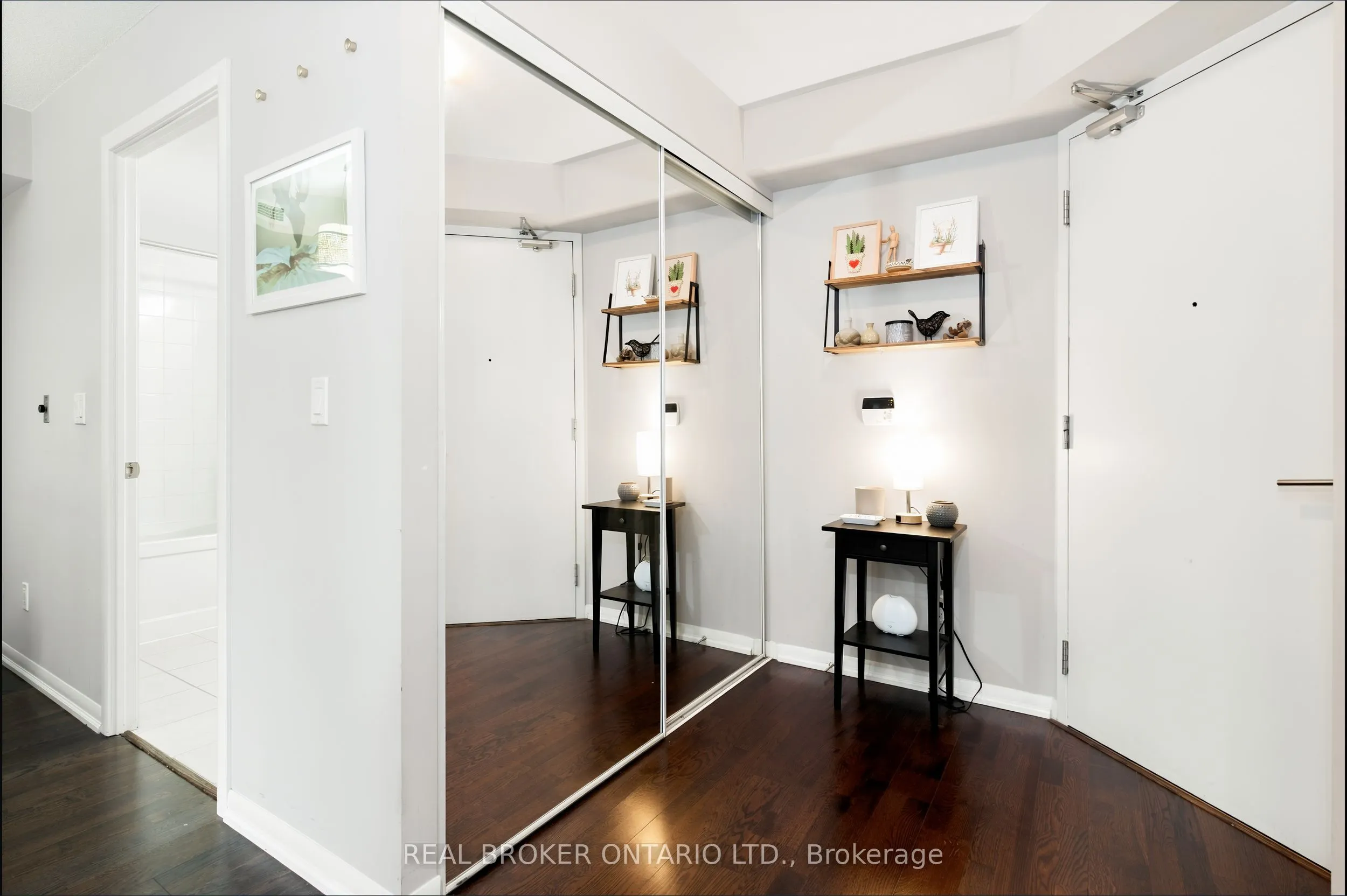 215 Fort York Boulevard #1312