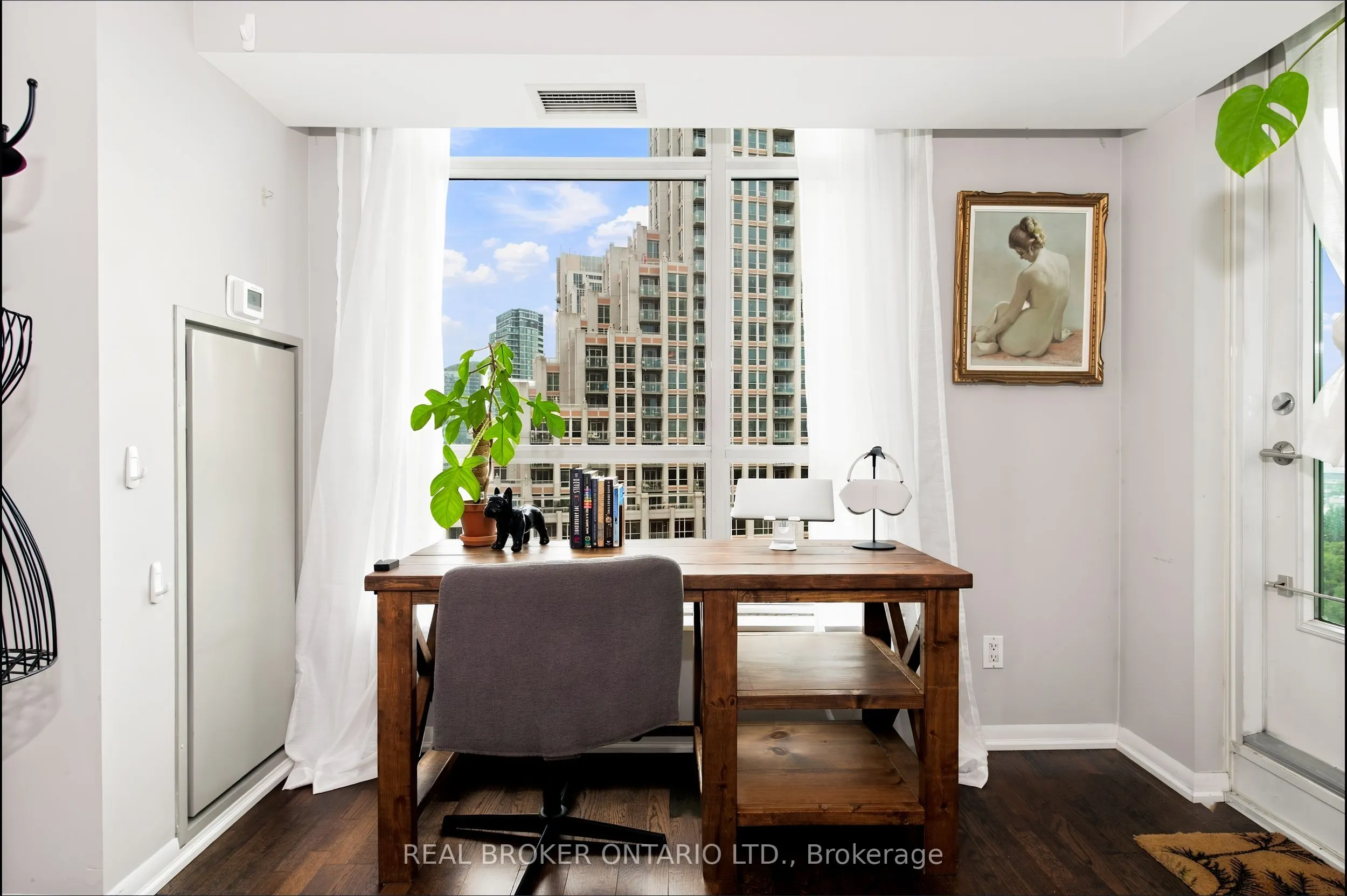 215 Fort York Boulevard #1312