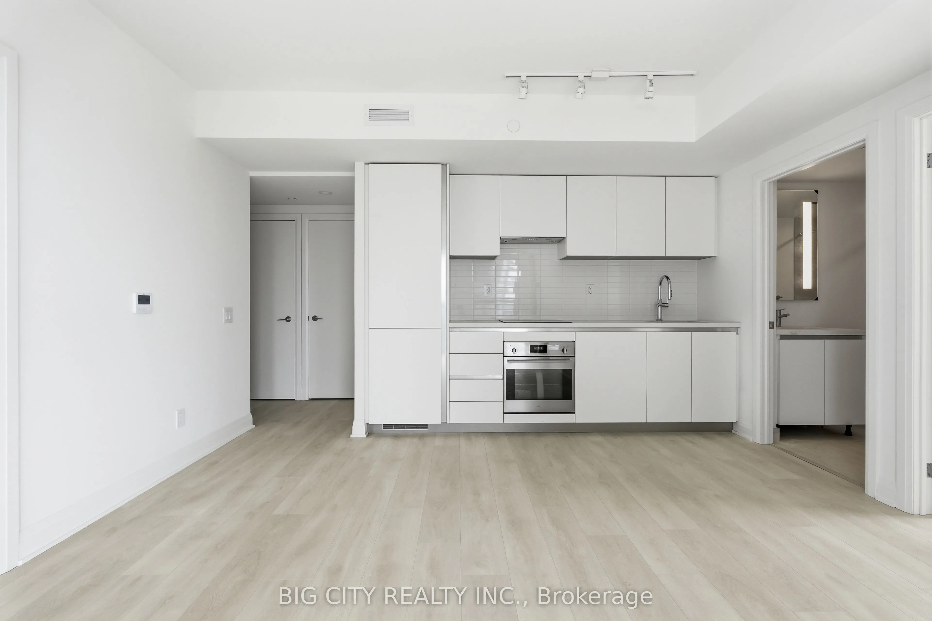 25 Frederick Todd Way #1804