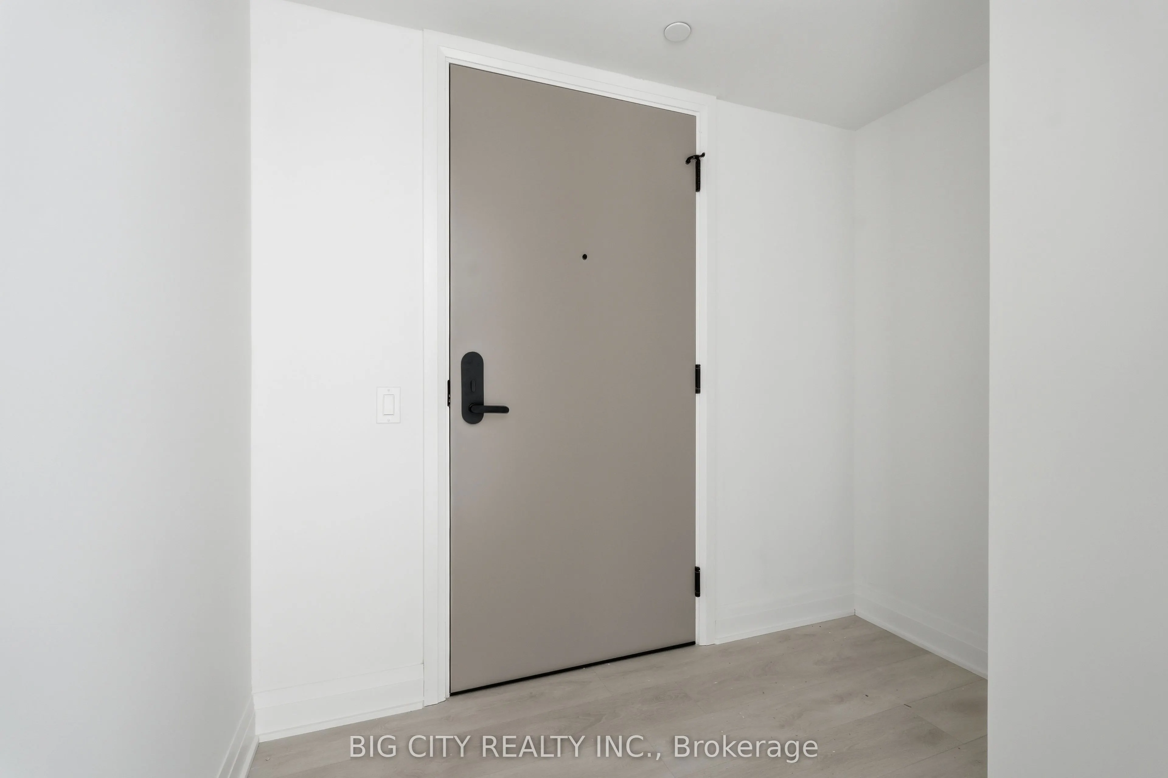 25 Frederick Todd Way #1804