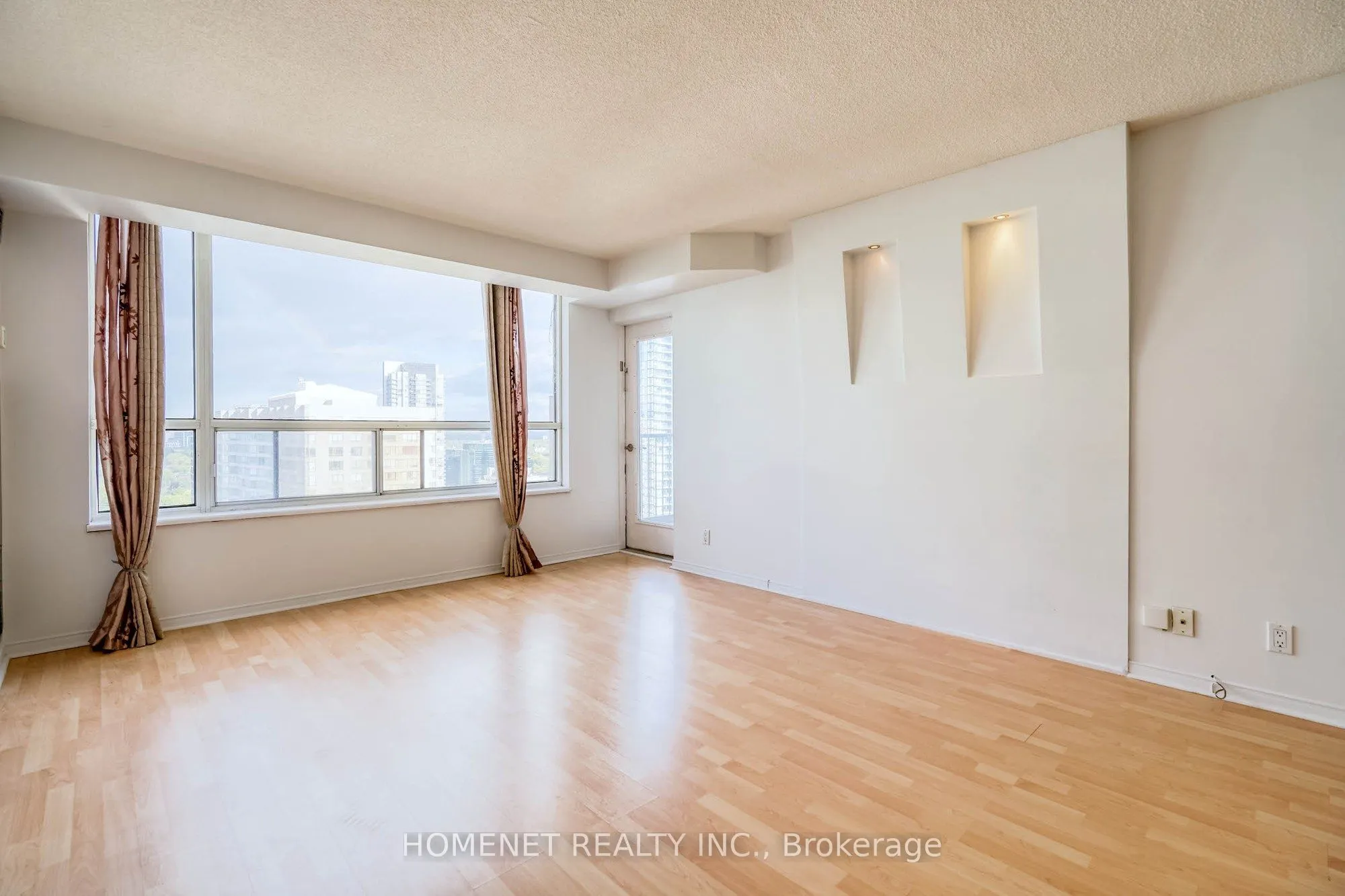 100 Upper Madison Avenue #2306