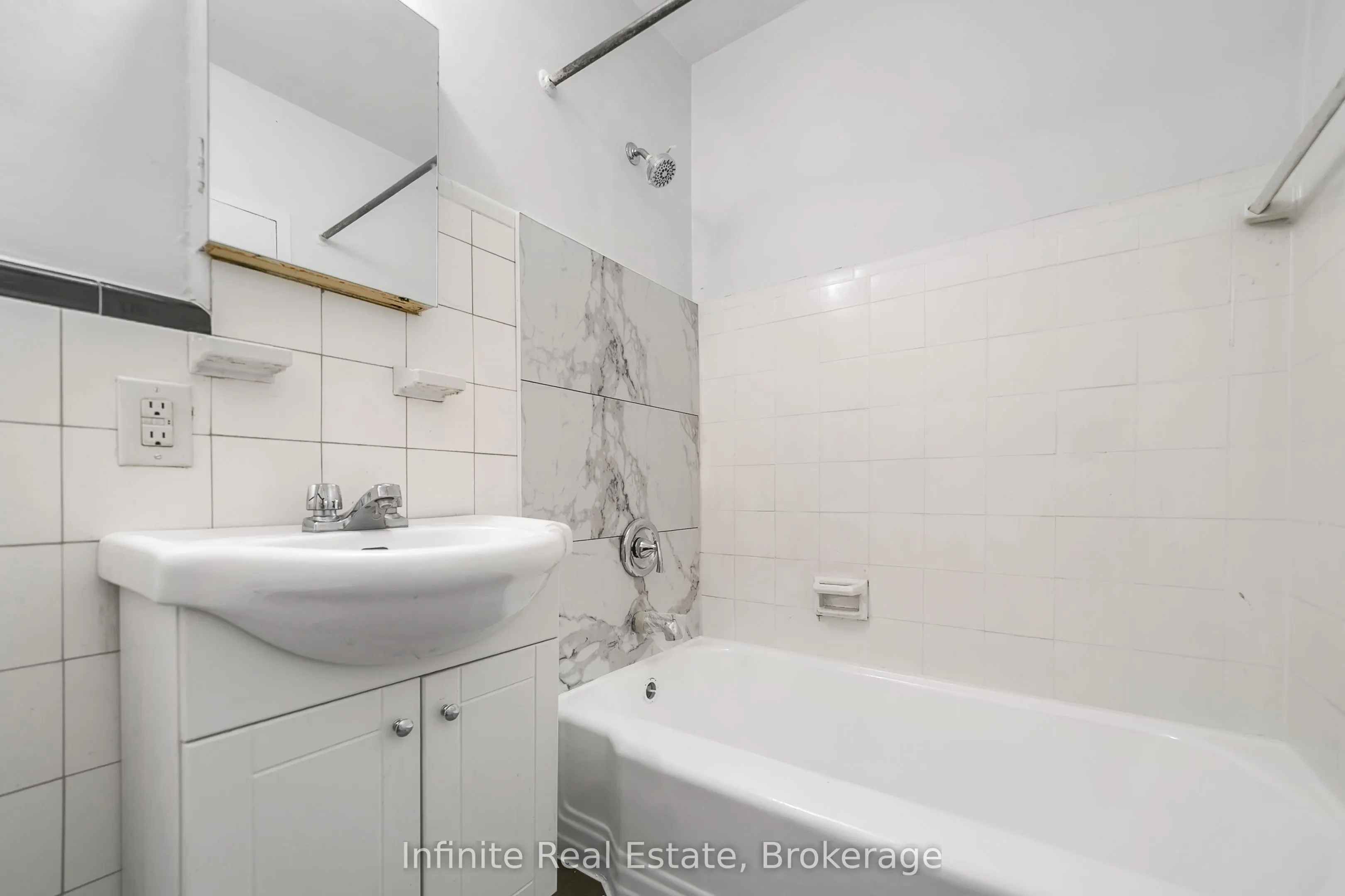 896 Eglinton Avenue E #111