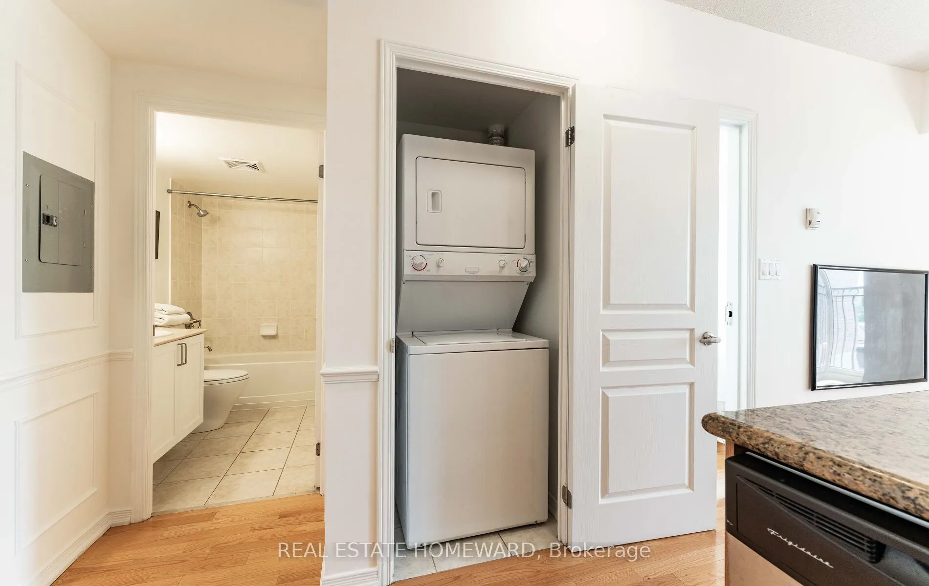 308 Palmerston Avenue #601