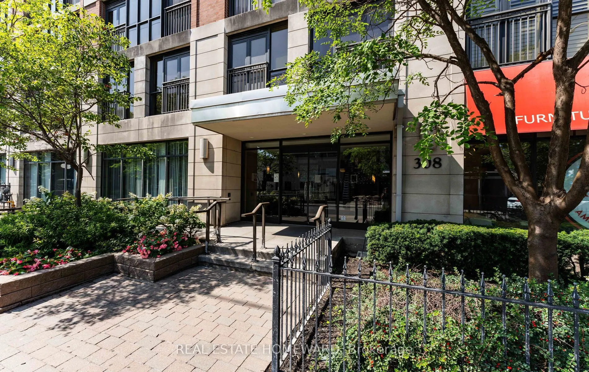 308 Palmerston Avenue #601