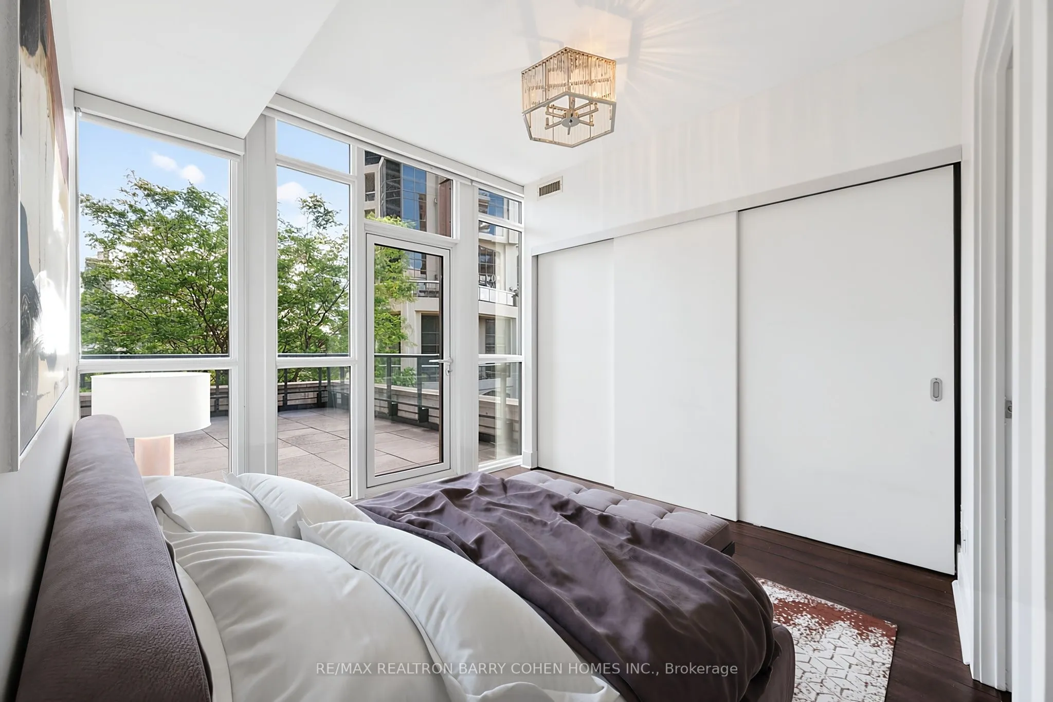 32 Davenport Road #303