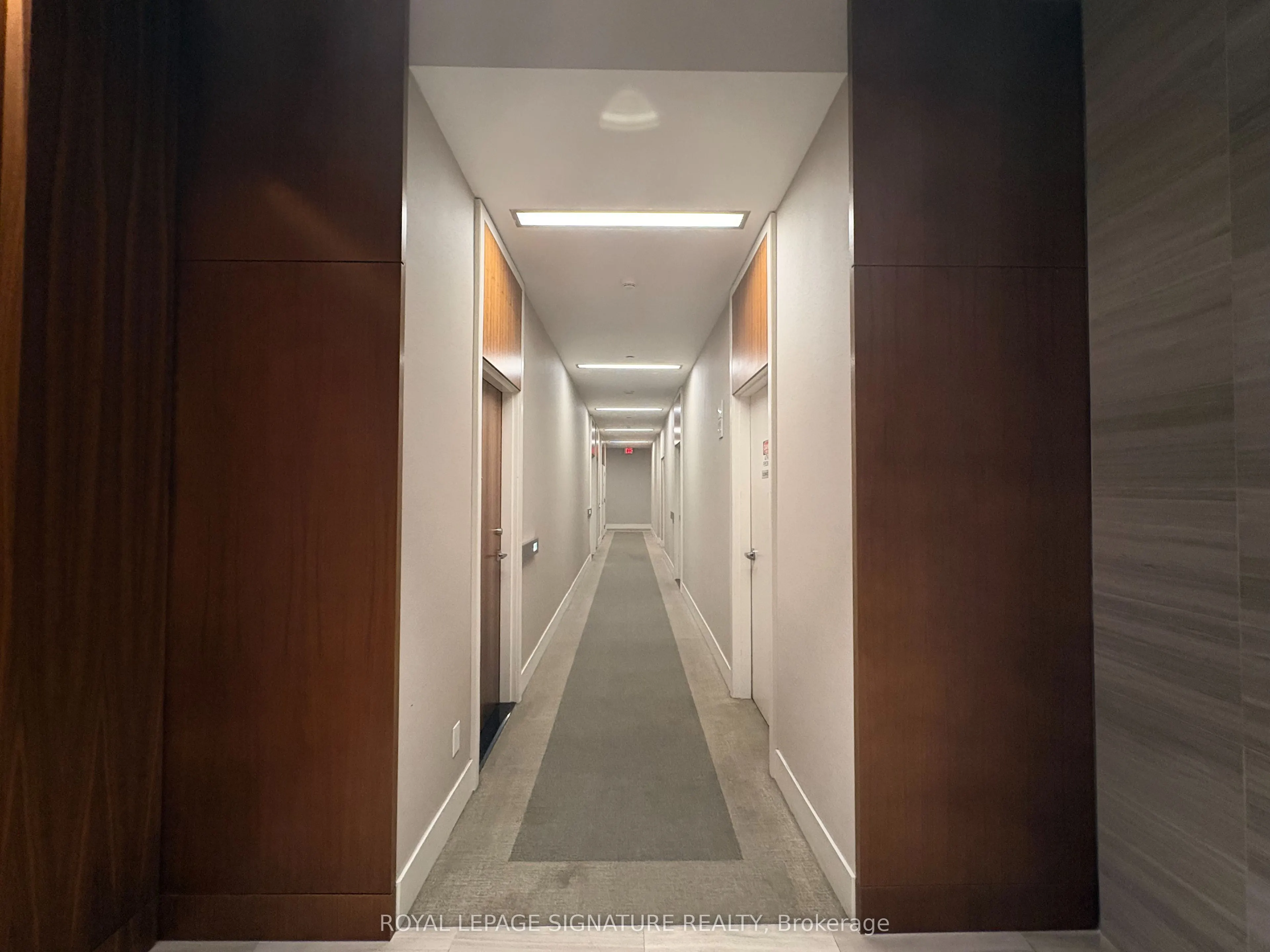 111 St Clair Avenue W #802