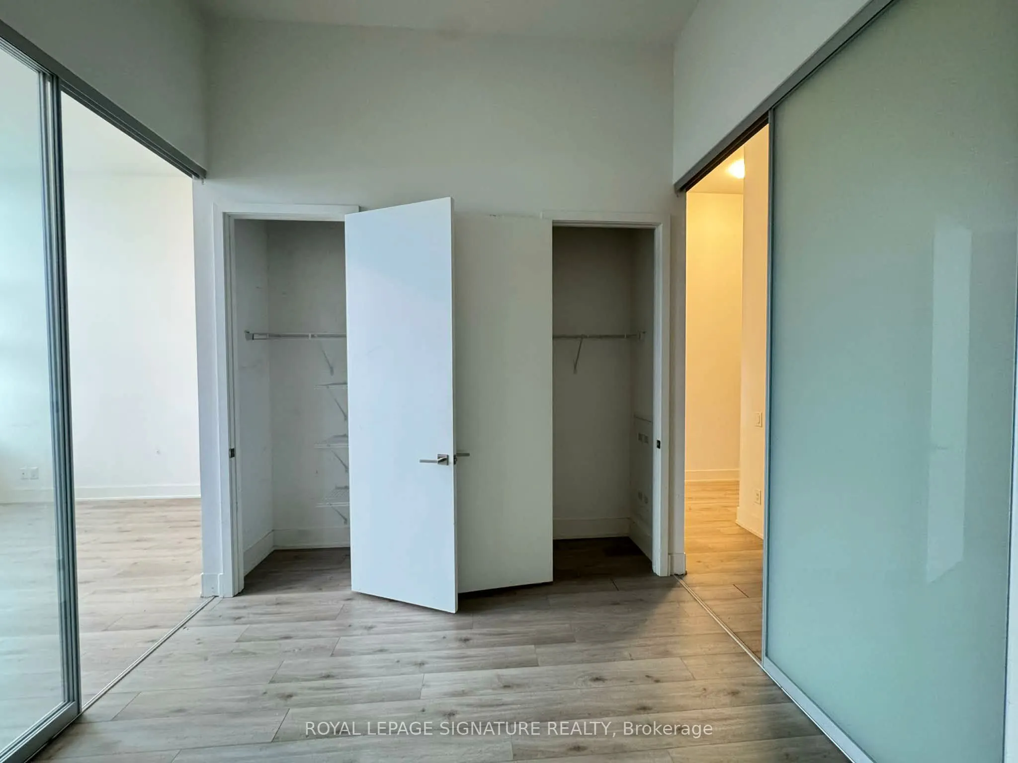 111 St Clair Avenue W #802