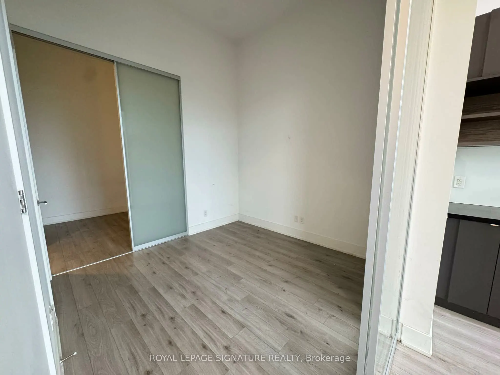 111 St Clair Avenue W #802