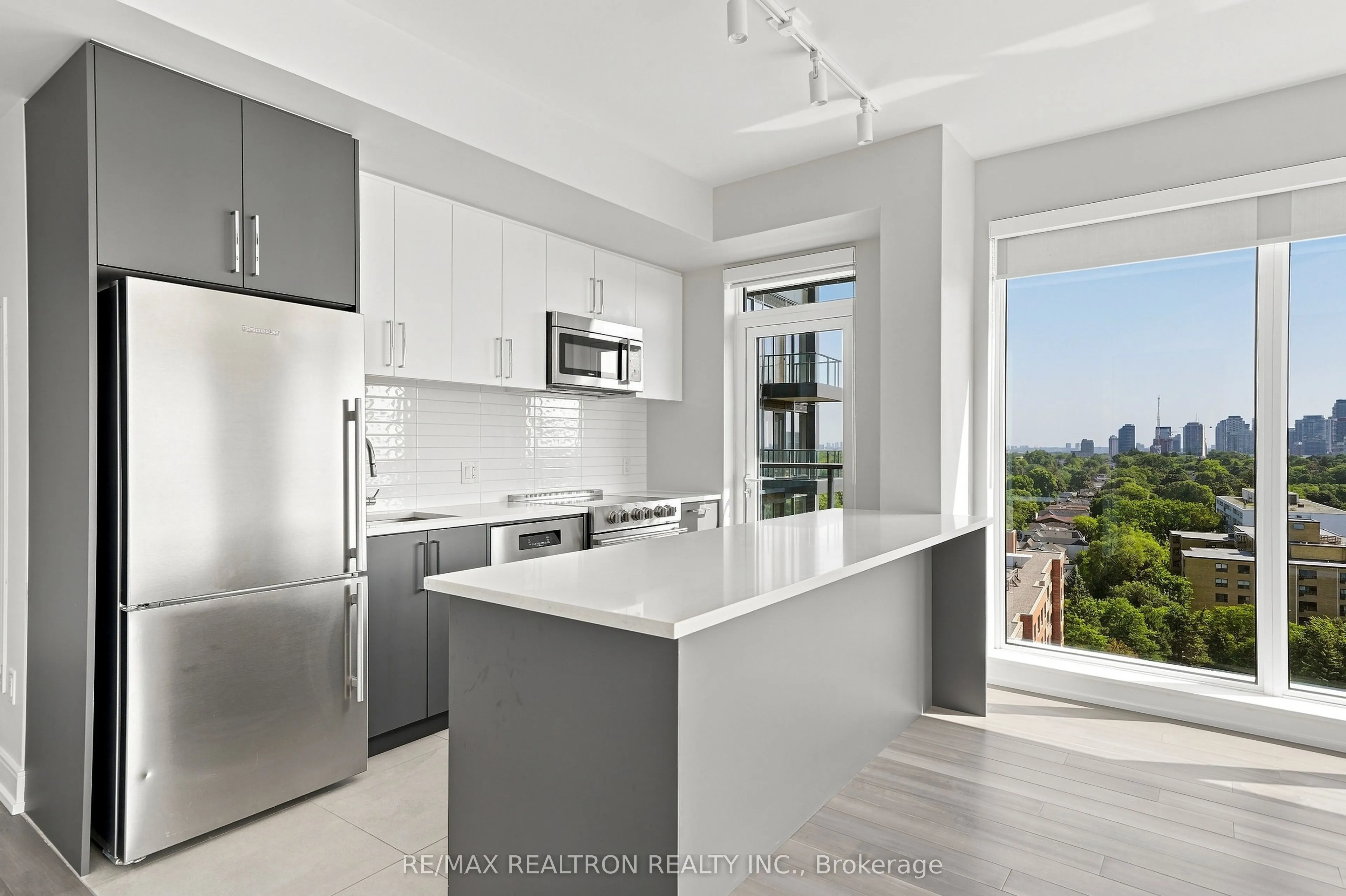 2525 Bathurst Street #1202