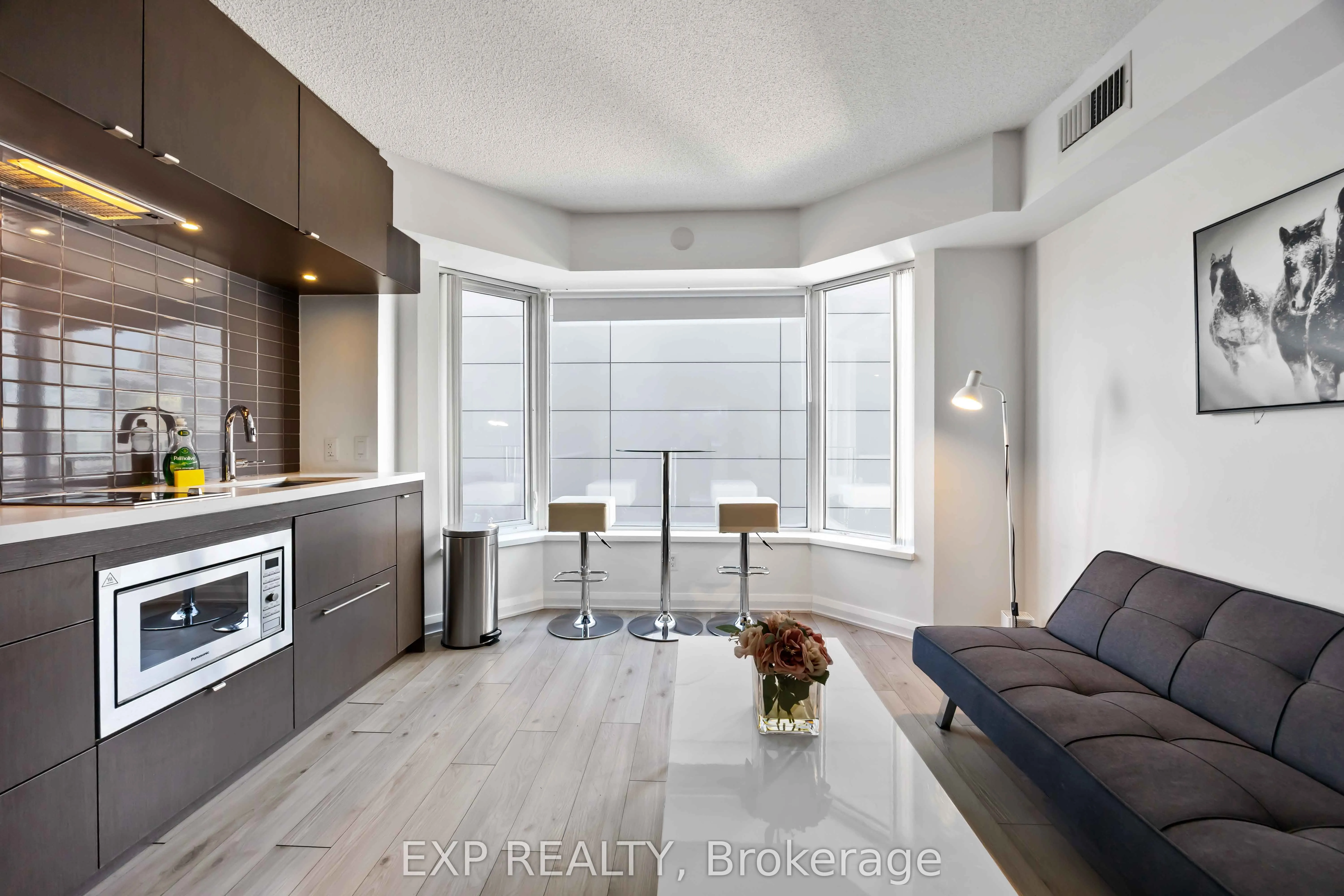 155 Yorkville Avenue #1106