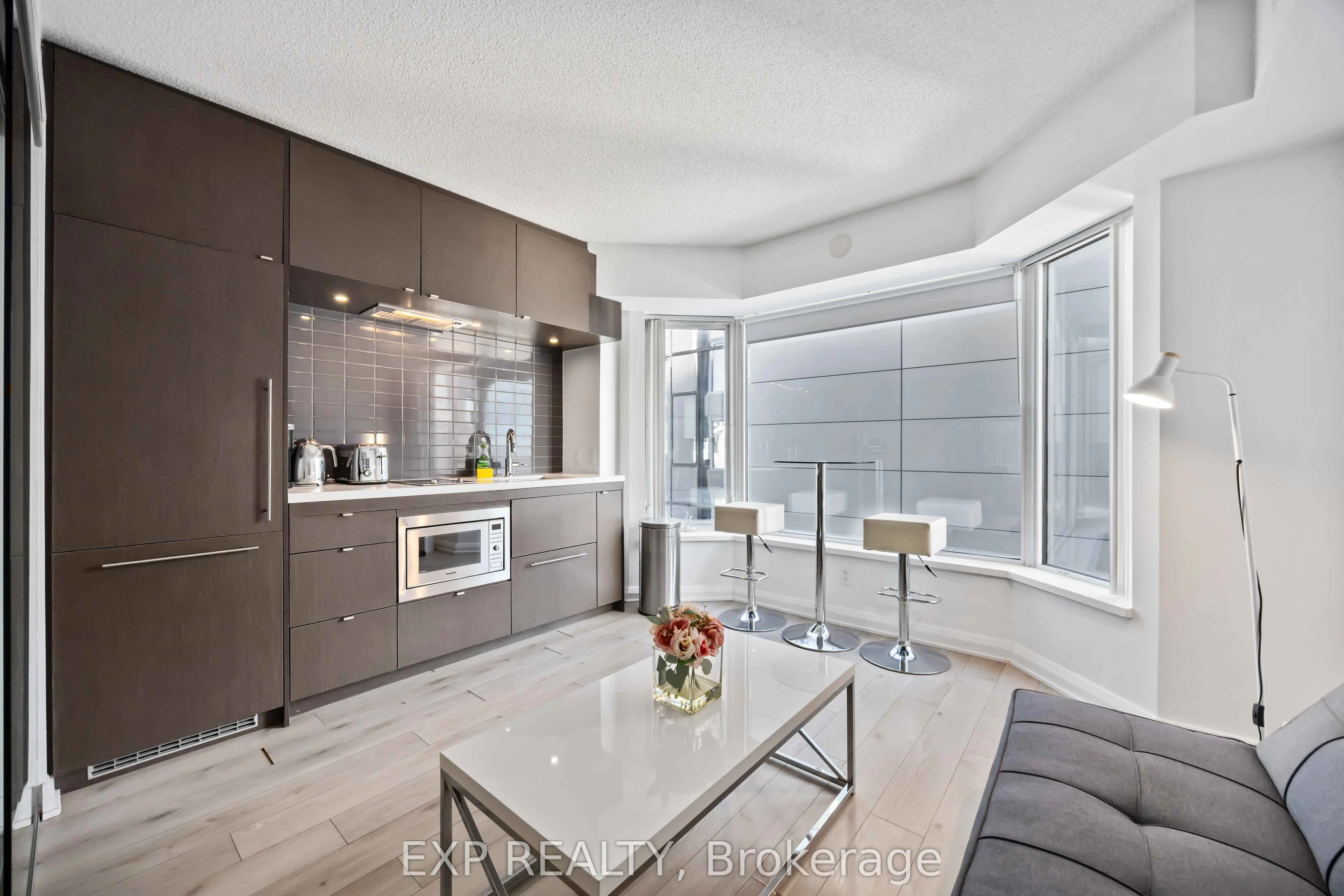 155 Yorkville Avenue #1106