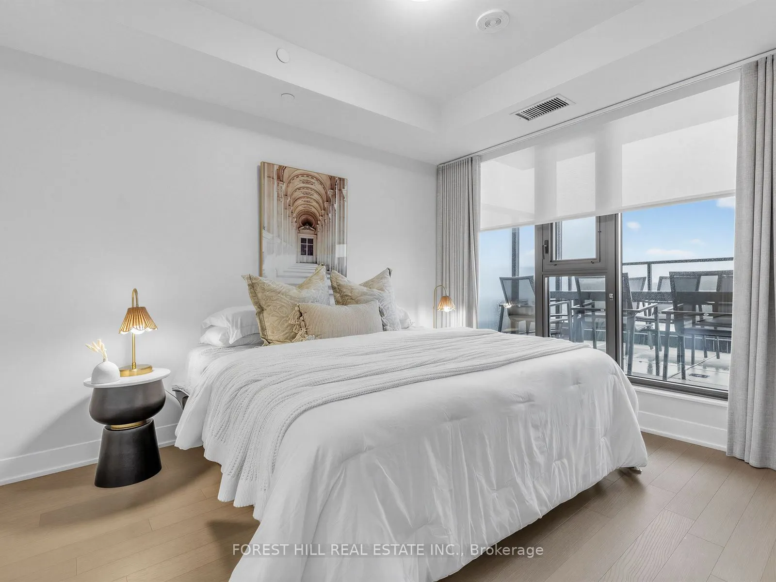 250 Lawrence Avenue W #810