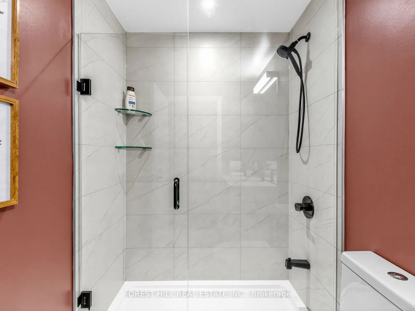 250 Lawrence Avenue W #810