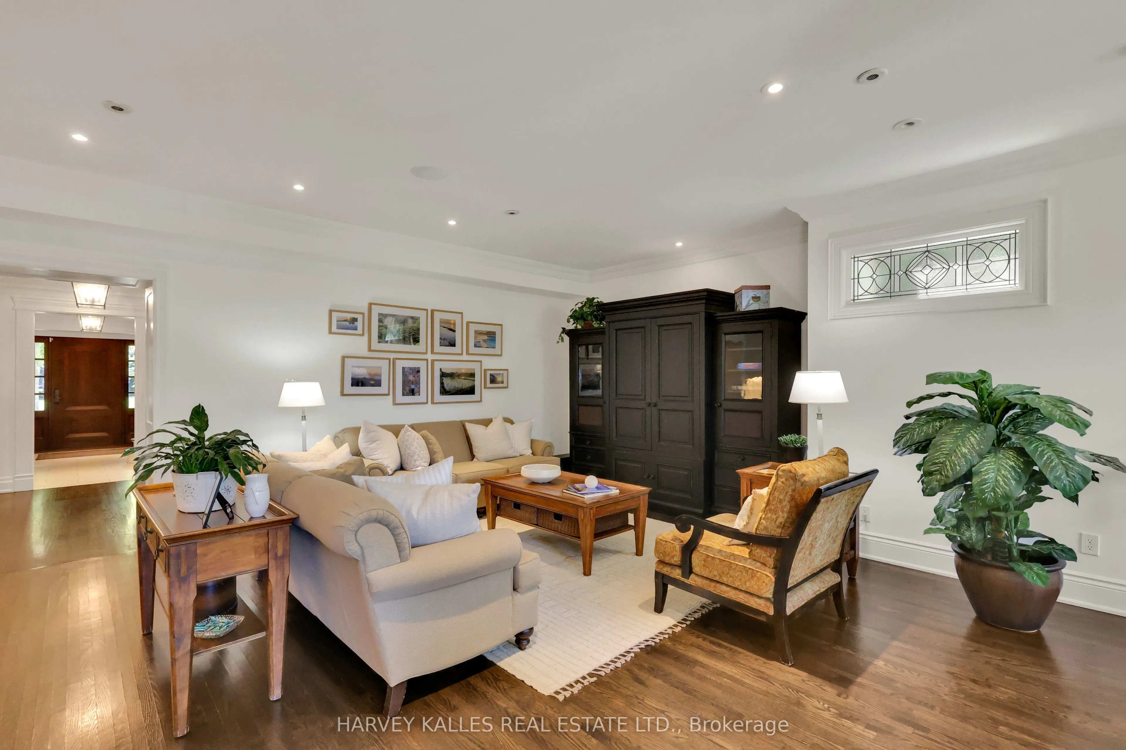 72 Teddington Park Avenue