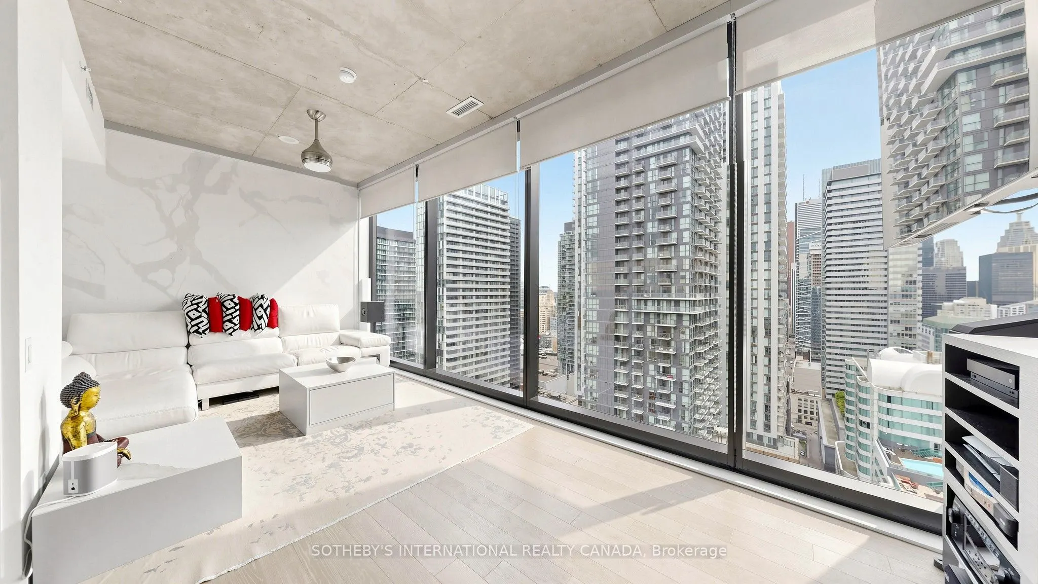 11 Charlotte Street #2807