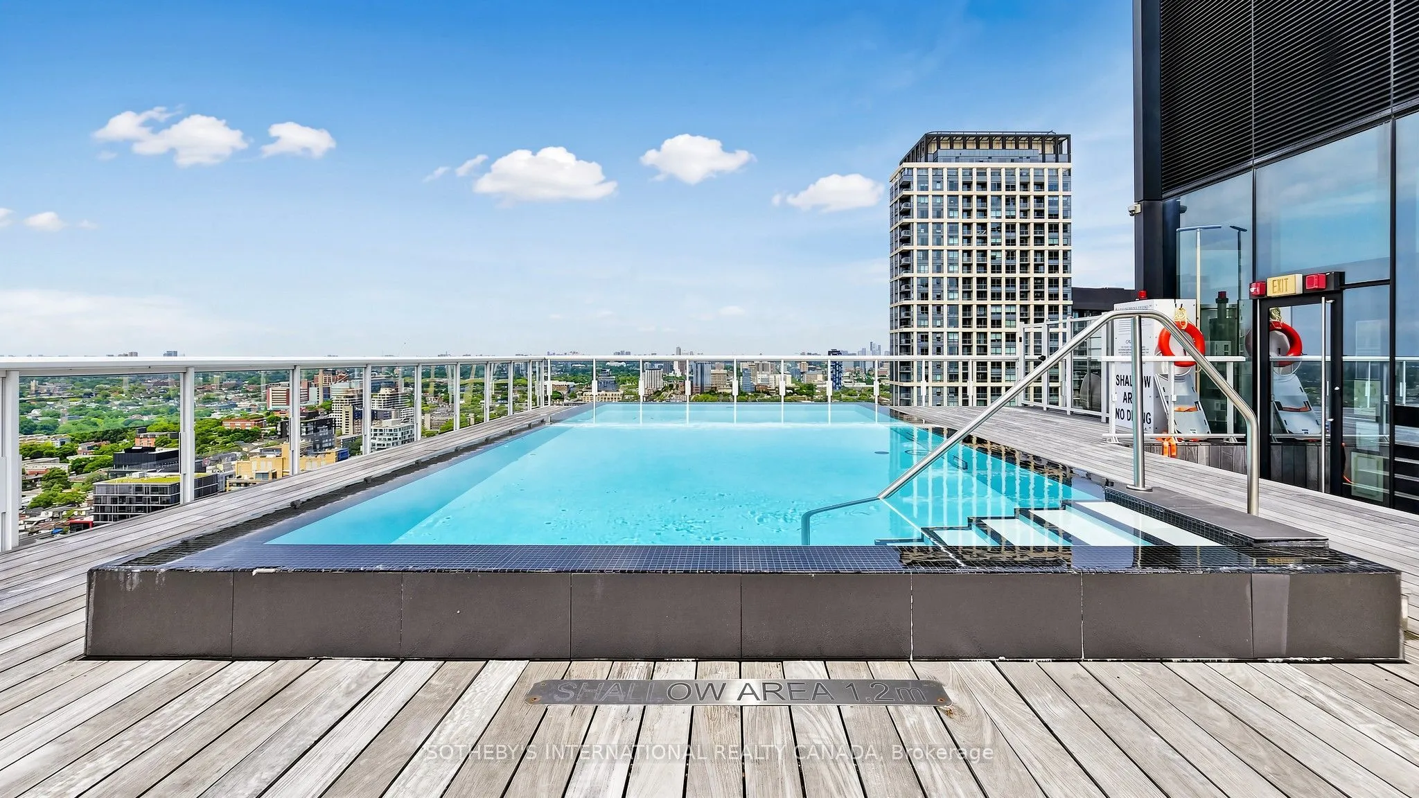 11 Charlotte Street #2807