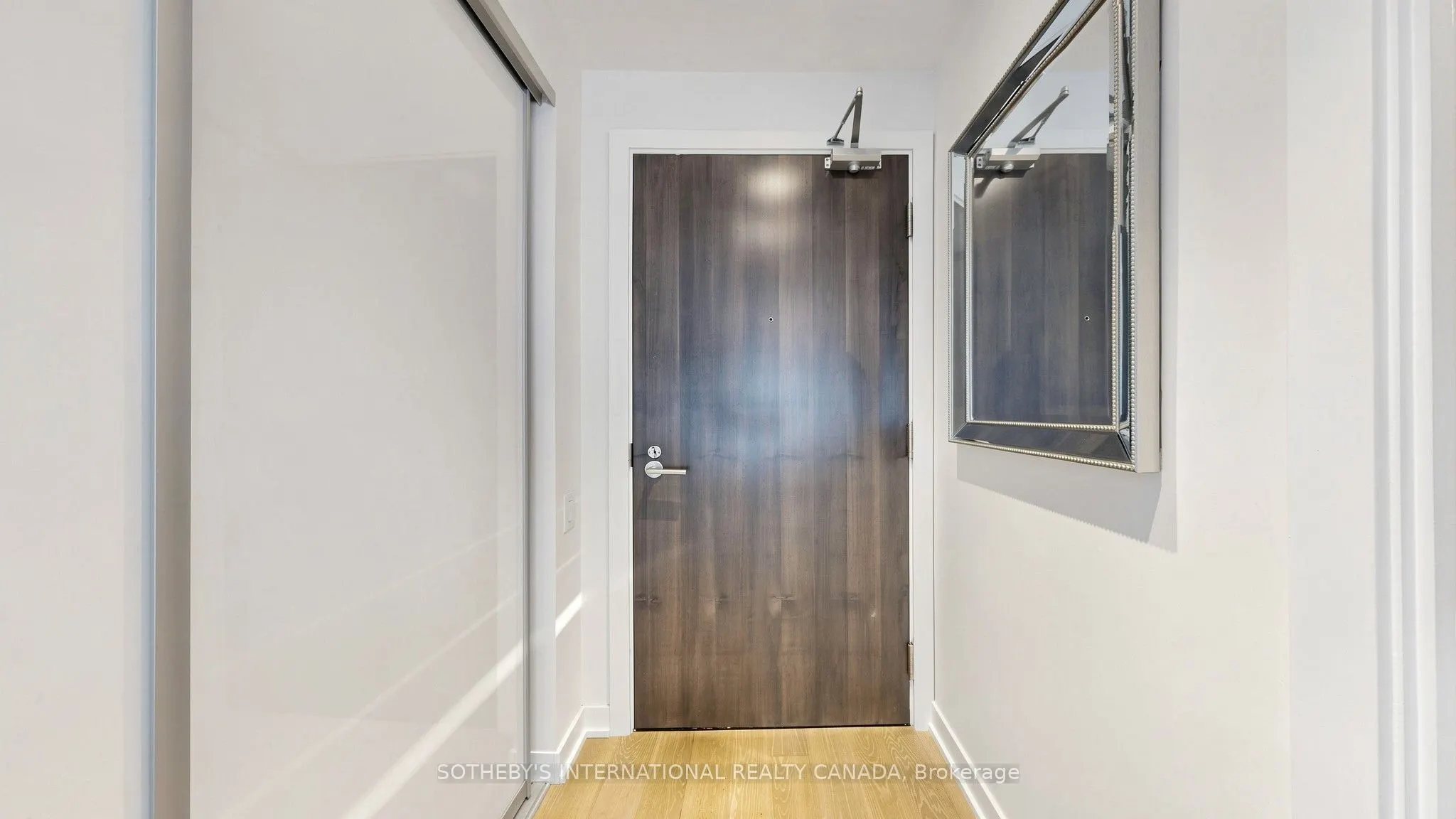 11 Charlotte Street #2807