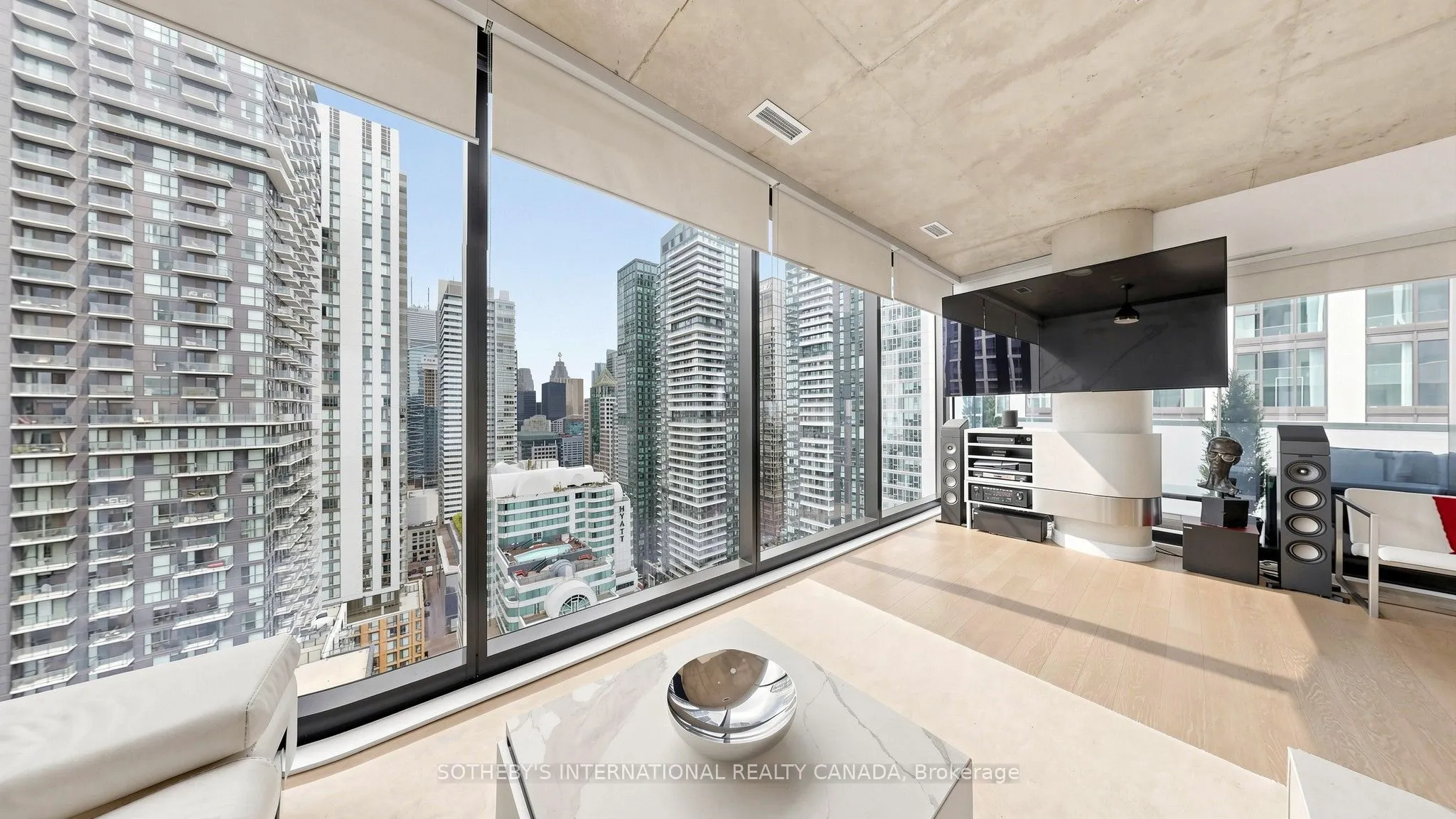 11 Charlotte Street #2807