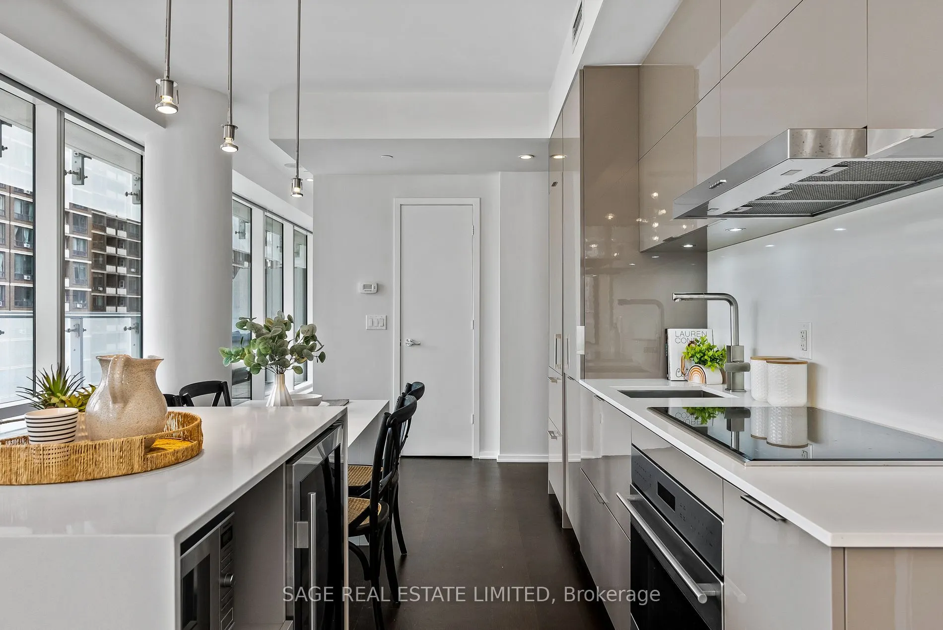 1 Bloor Street E #510