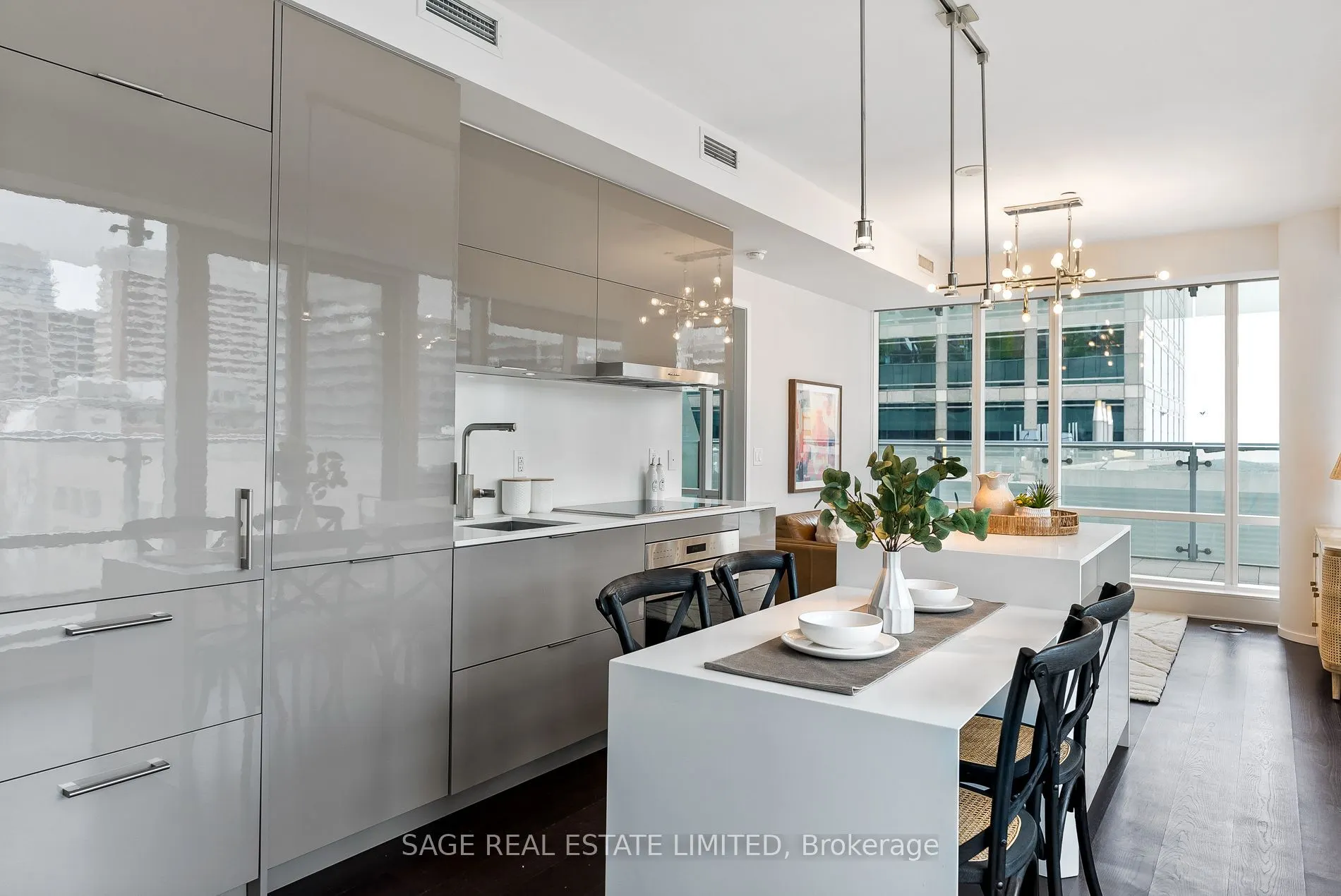 1 Bloor Street E #510