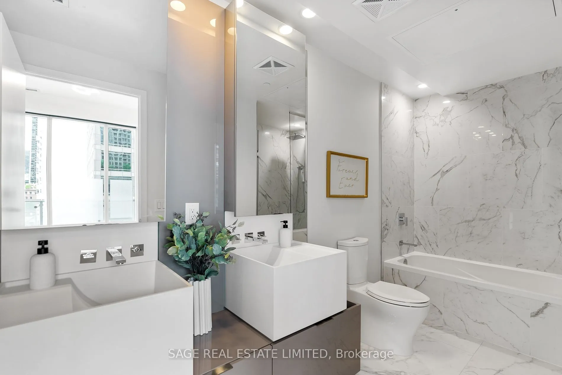 1 Bloor Street E #510