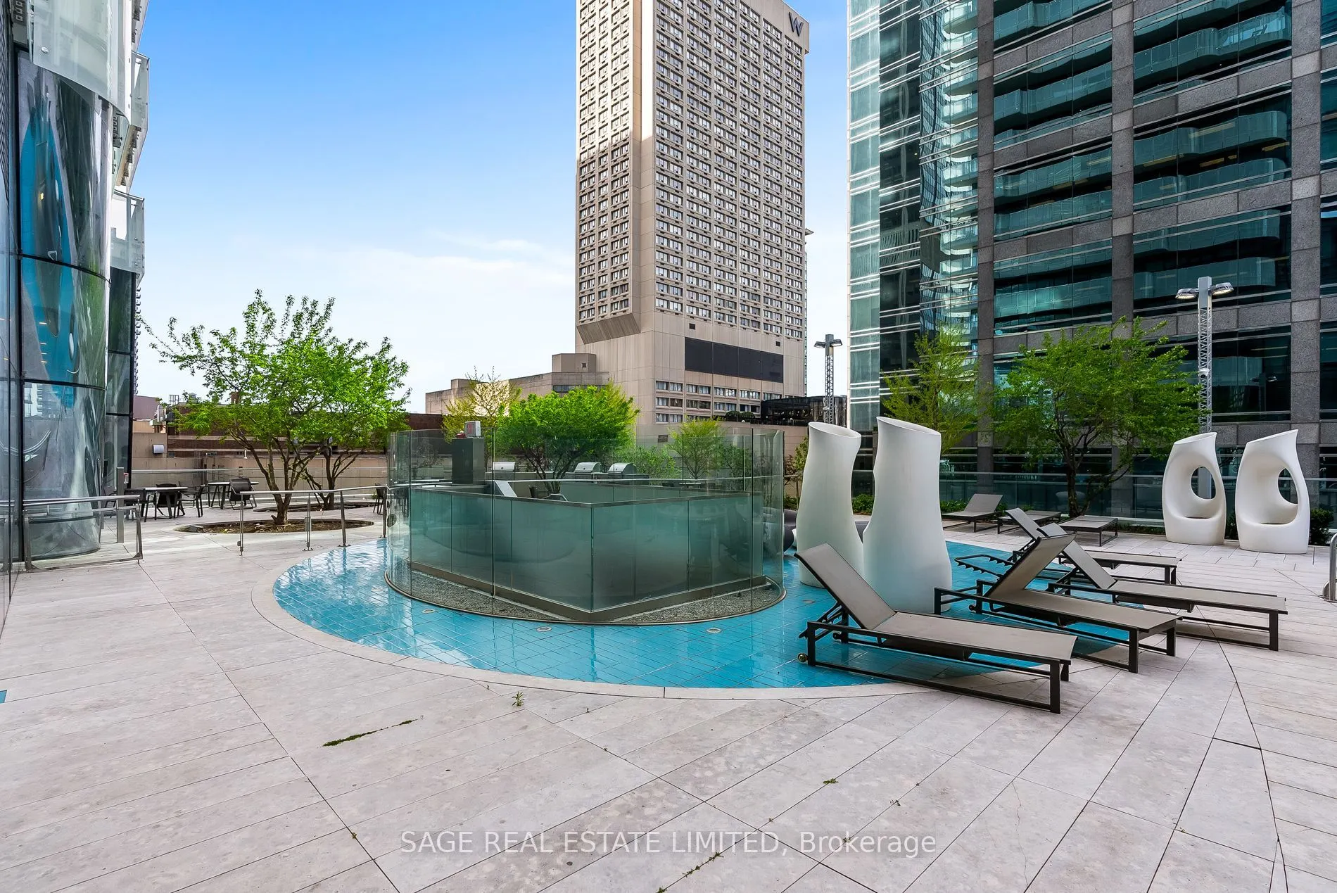 1 Bloor Street E #510