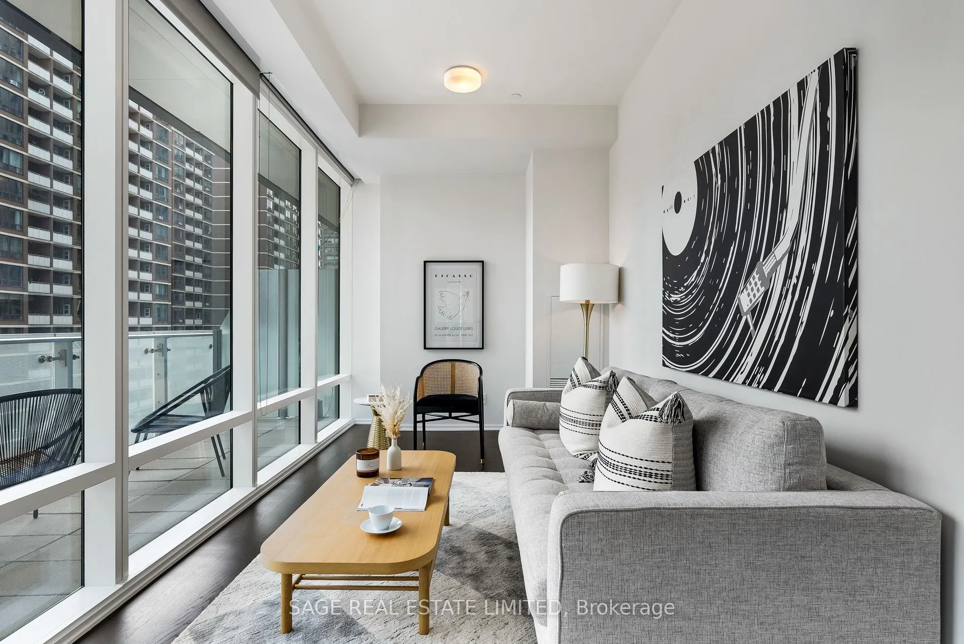 1 Bloor Street E #510
