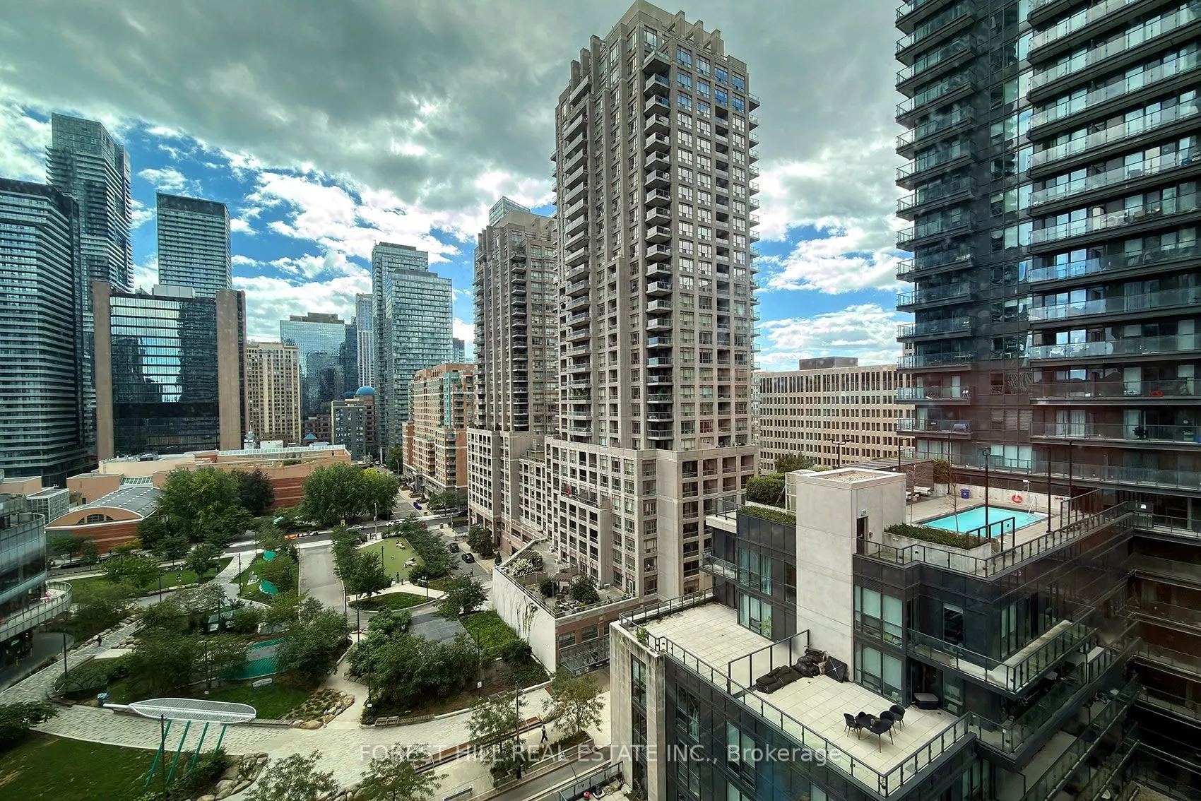 24 Wellesley Street W #1303
